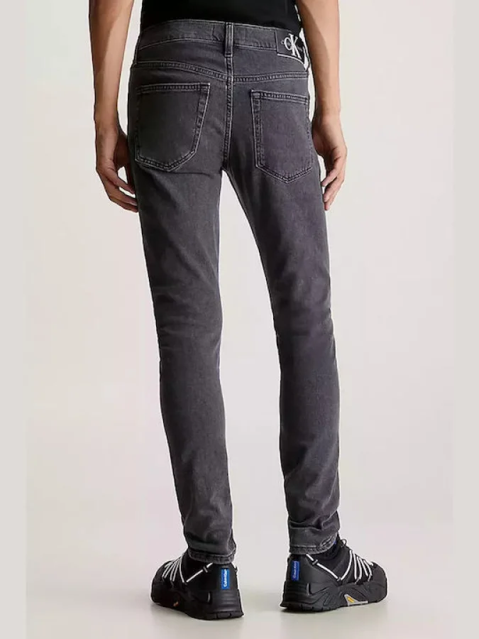 CALVIN KLEIN JEANS 2