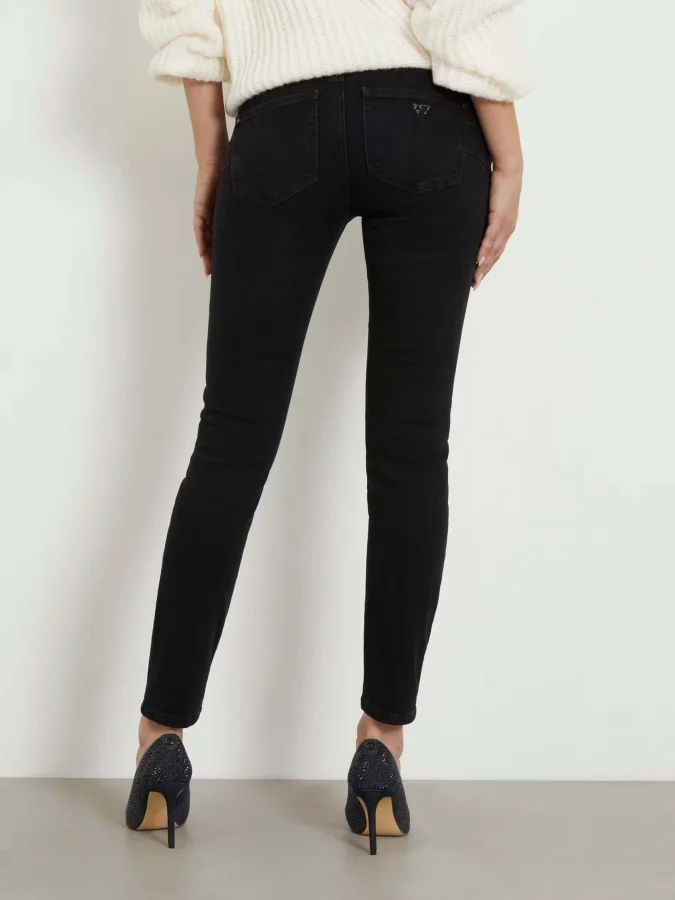 GUESS 2