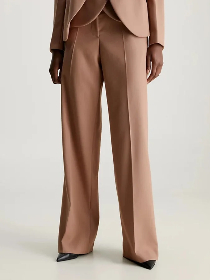 CALVIN KLEIN