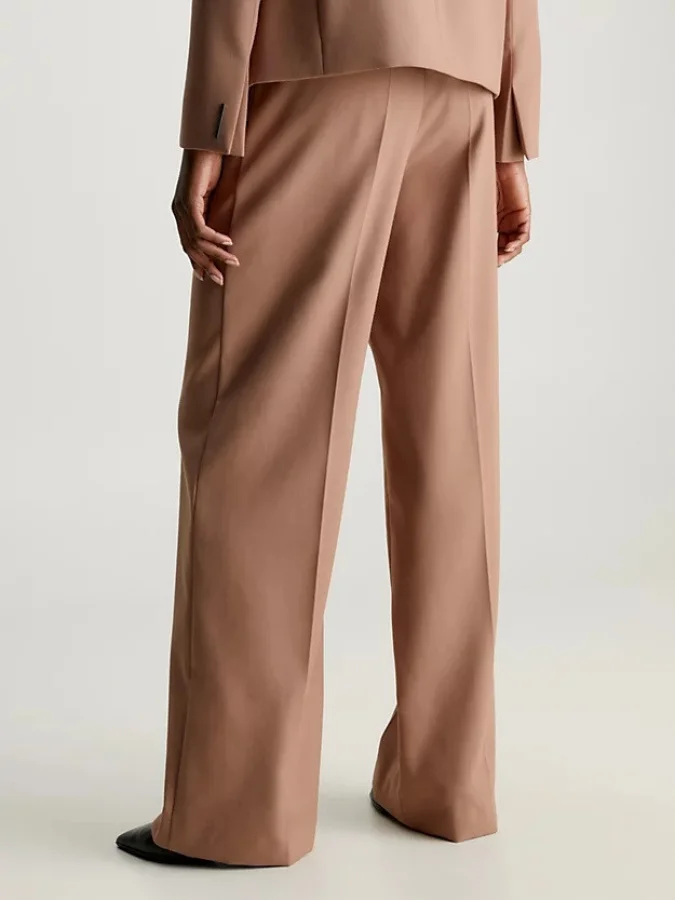 CALVIN KLEIN 2