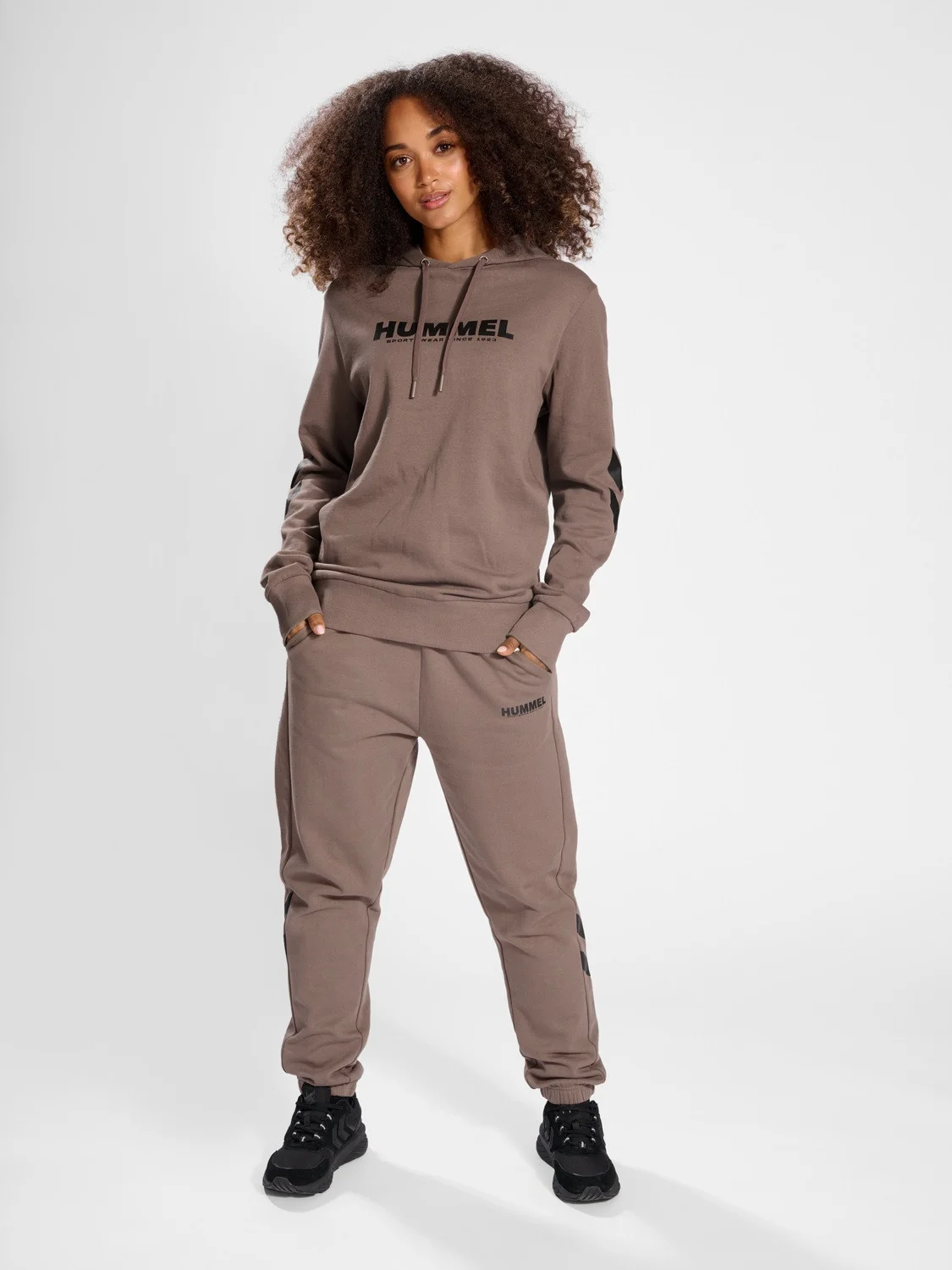 HUMMEL - hmlLEGACY LOGO HOODIE HUMMEL - hmlLEGACY LOGO HOODIE