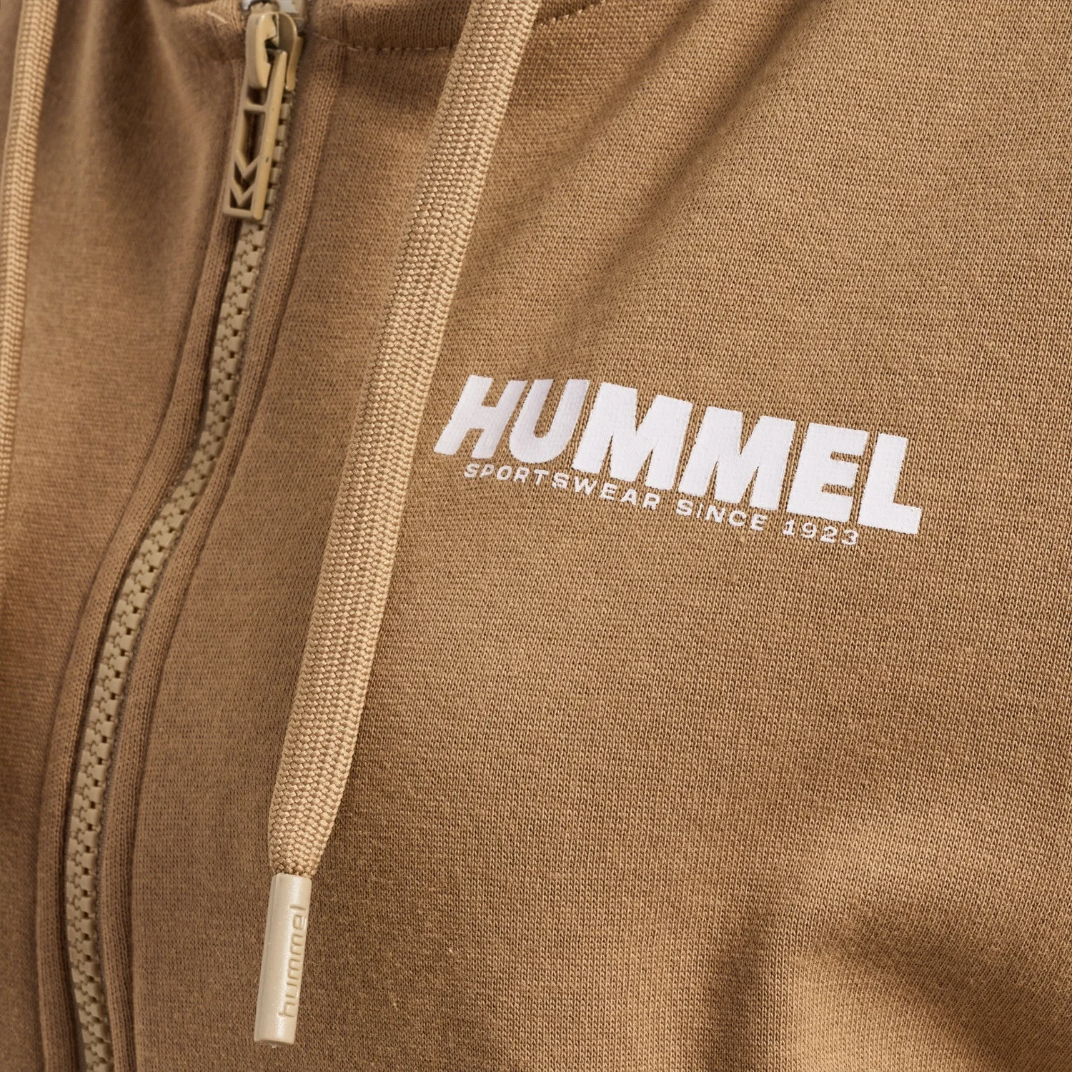 HUMMEL - hmlLEGACY WOMAN ZIP HOODIE HUMMEL - hmlLEGACY WOMAN ZIP HOODIE