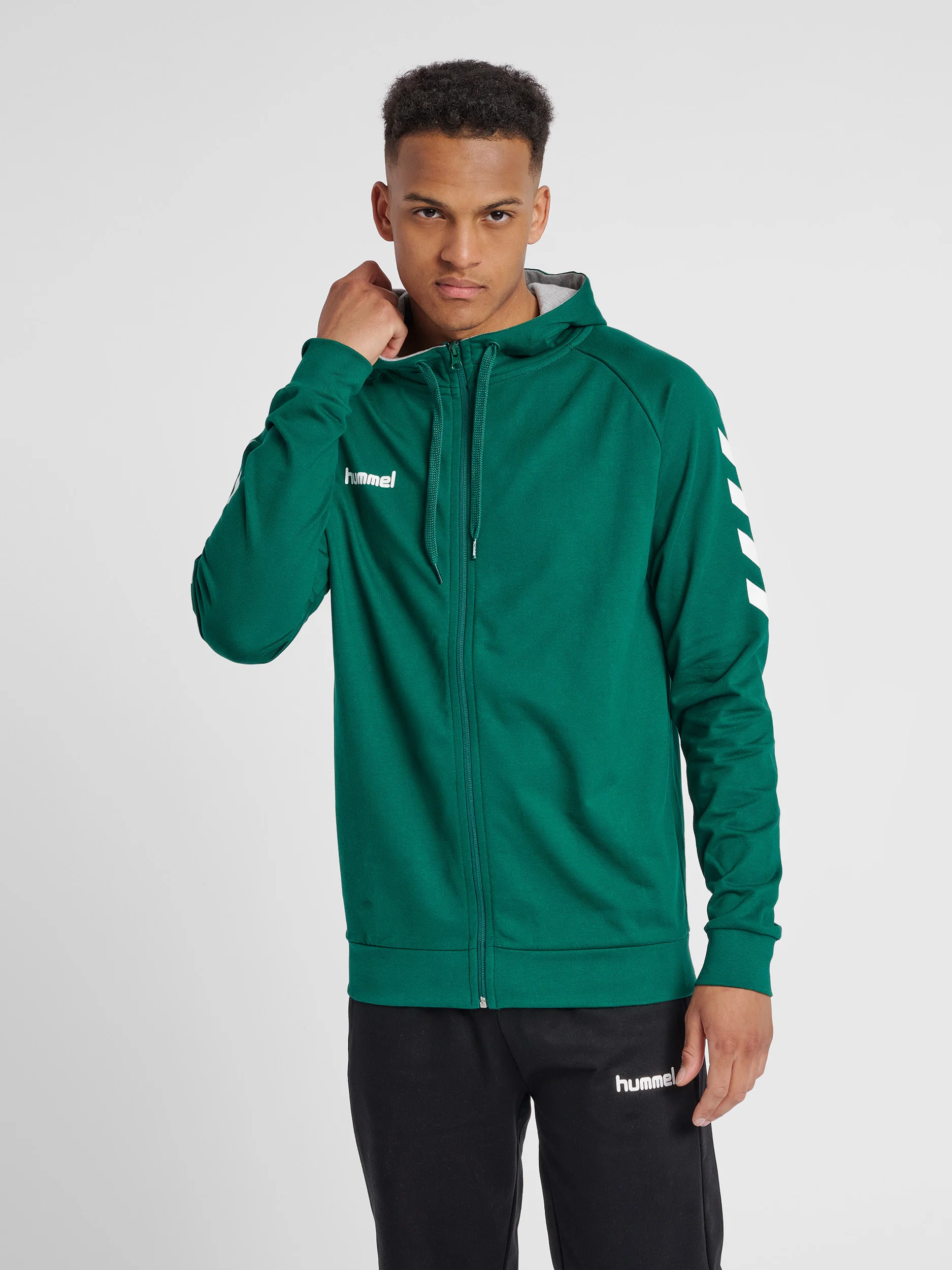 HUMMEL - HMLGO COTTON ZIP HOODIE HUMMEL - HMLGO COTTON ZIP HOODIE