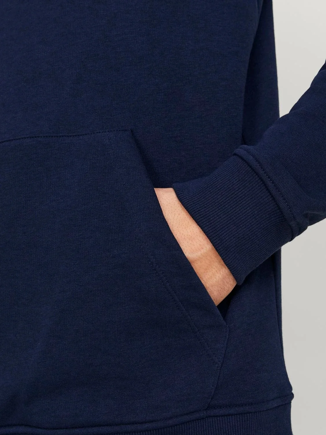 Jack & Jones - JJZURI SWEAT HOOD Jack & Jones - JJZURI SWEAT HOOD