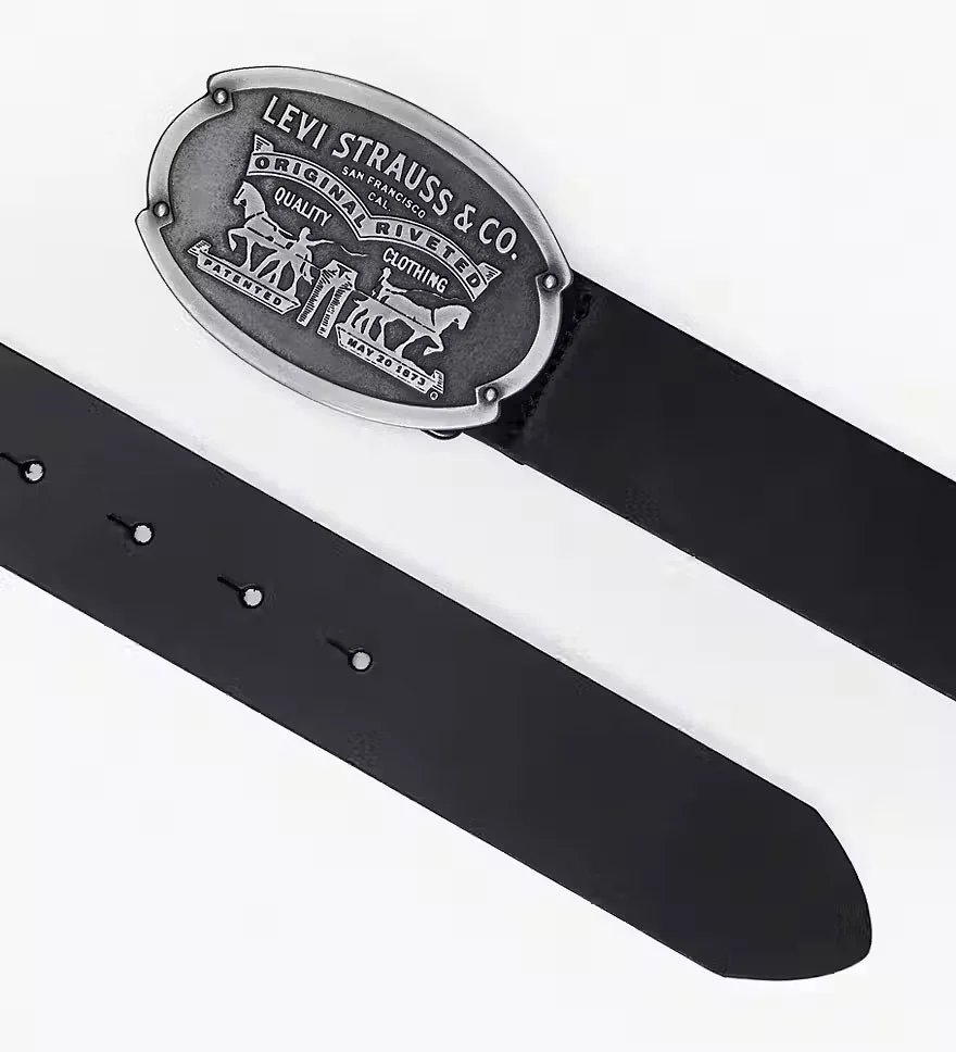 Levis® - Billy Plaque Belt Levis® - Billy Plaque Belt