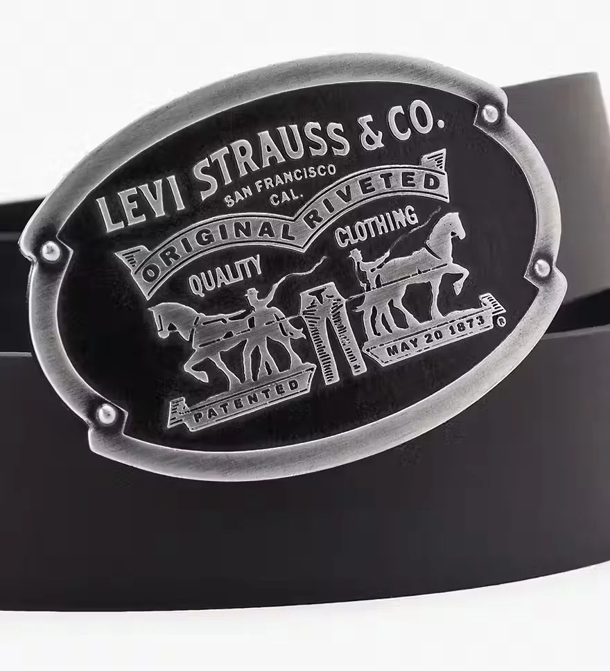 Levis® - Billy Plaque Belt Levis® - Billy Plaque Belt
