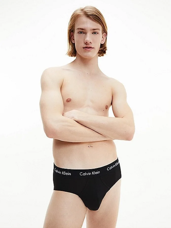 CALVIN KLEIN UNDERWEAR 2