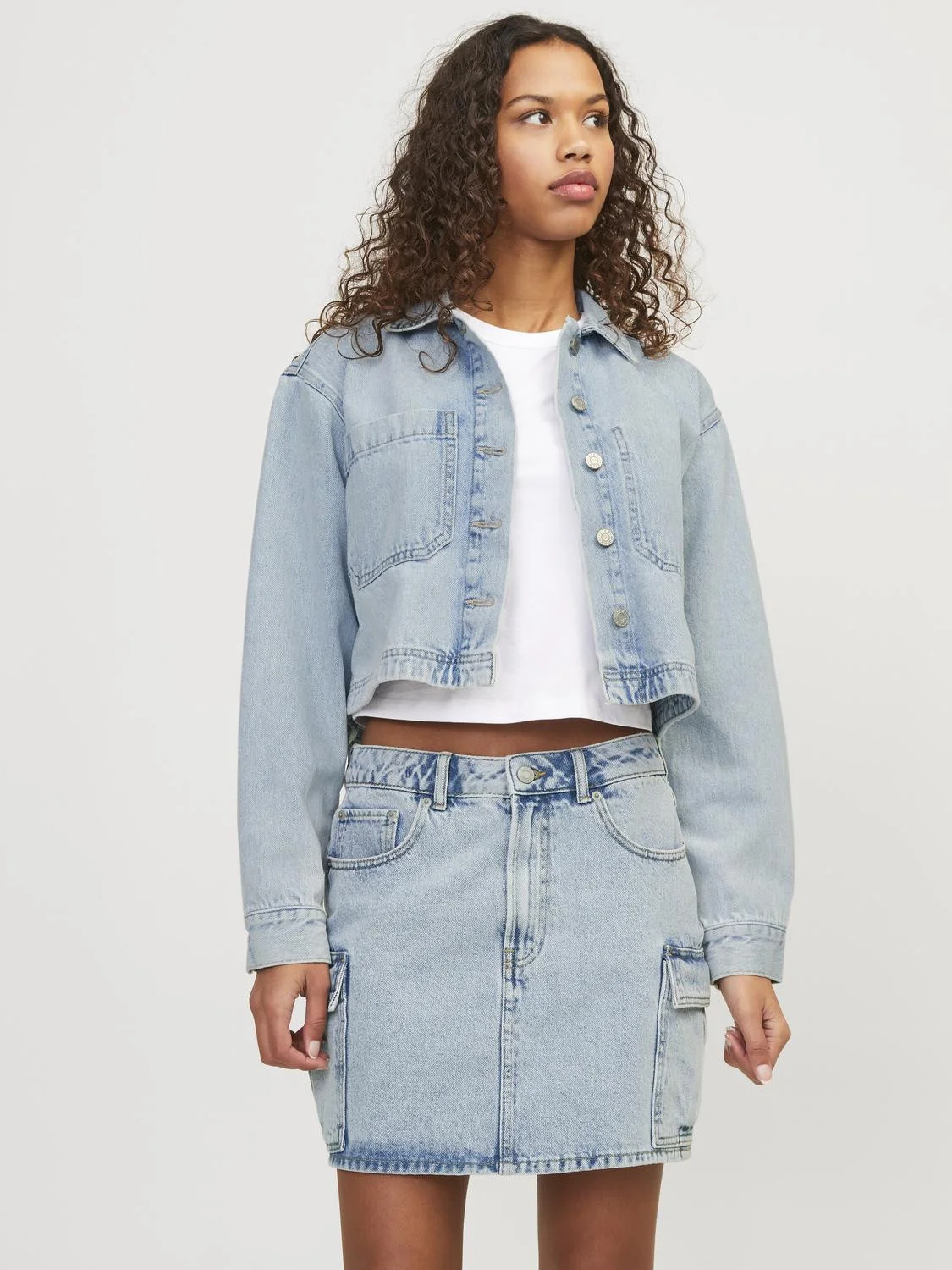 JJXX - JXAYLA CROPPED DENIM OVERSHIRT... JJXX - JXAYLA CROPPED DENIM OVERSHIRT...