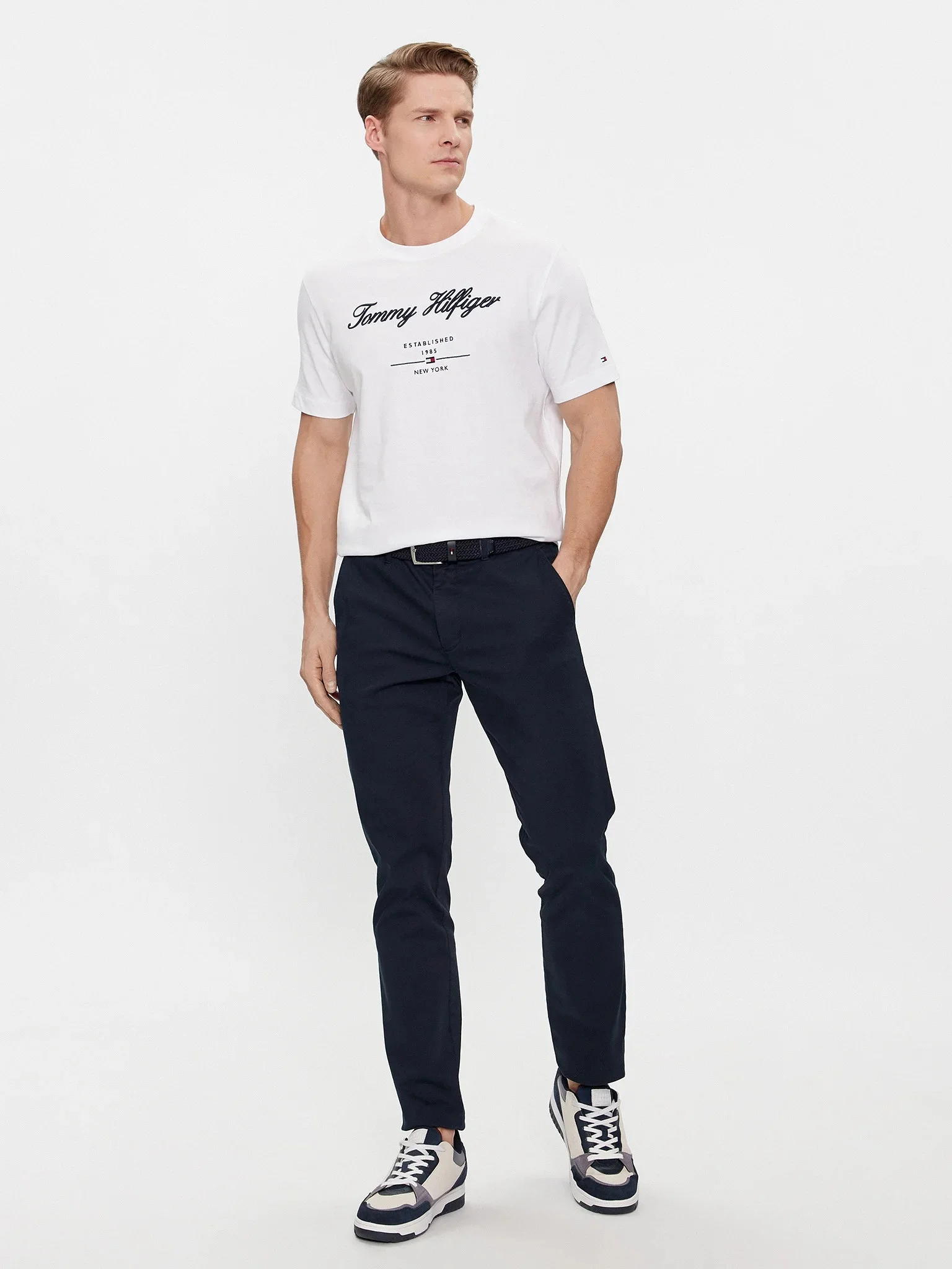 Tommy Hilfiger - SCRIPT LOGO TEE Tommy Hilfiger - SCRIPT LOGO TEE