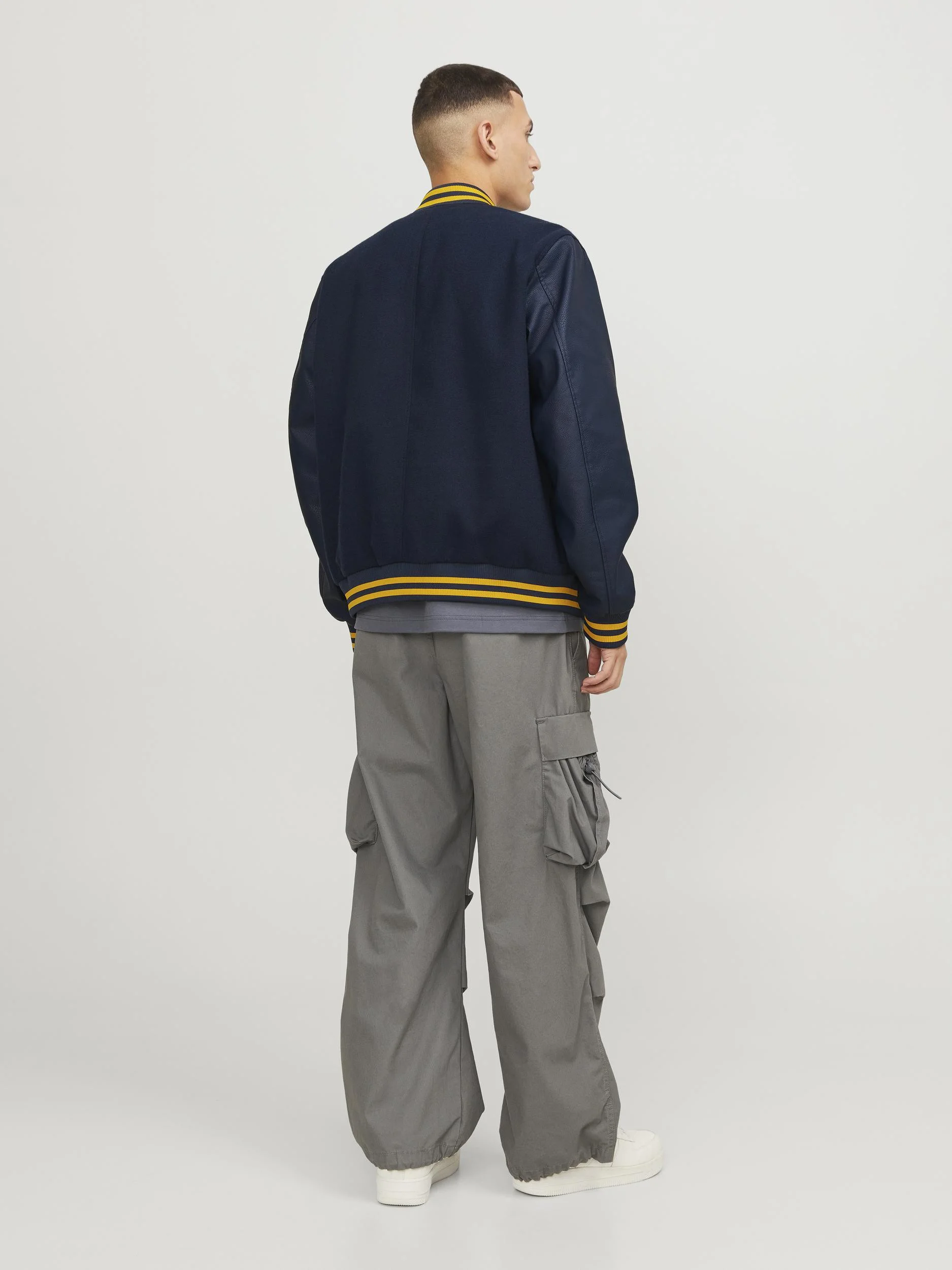 Jack & Jones - JORCOLLEGE WOOL BLEND... Jack & Jones - JORCOLLEGE WOOL BLEND...