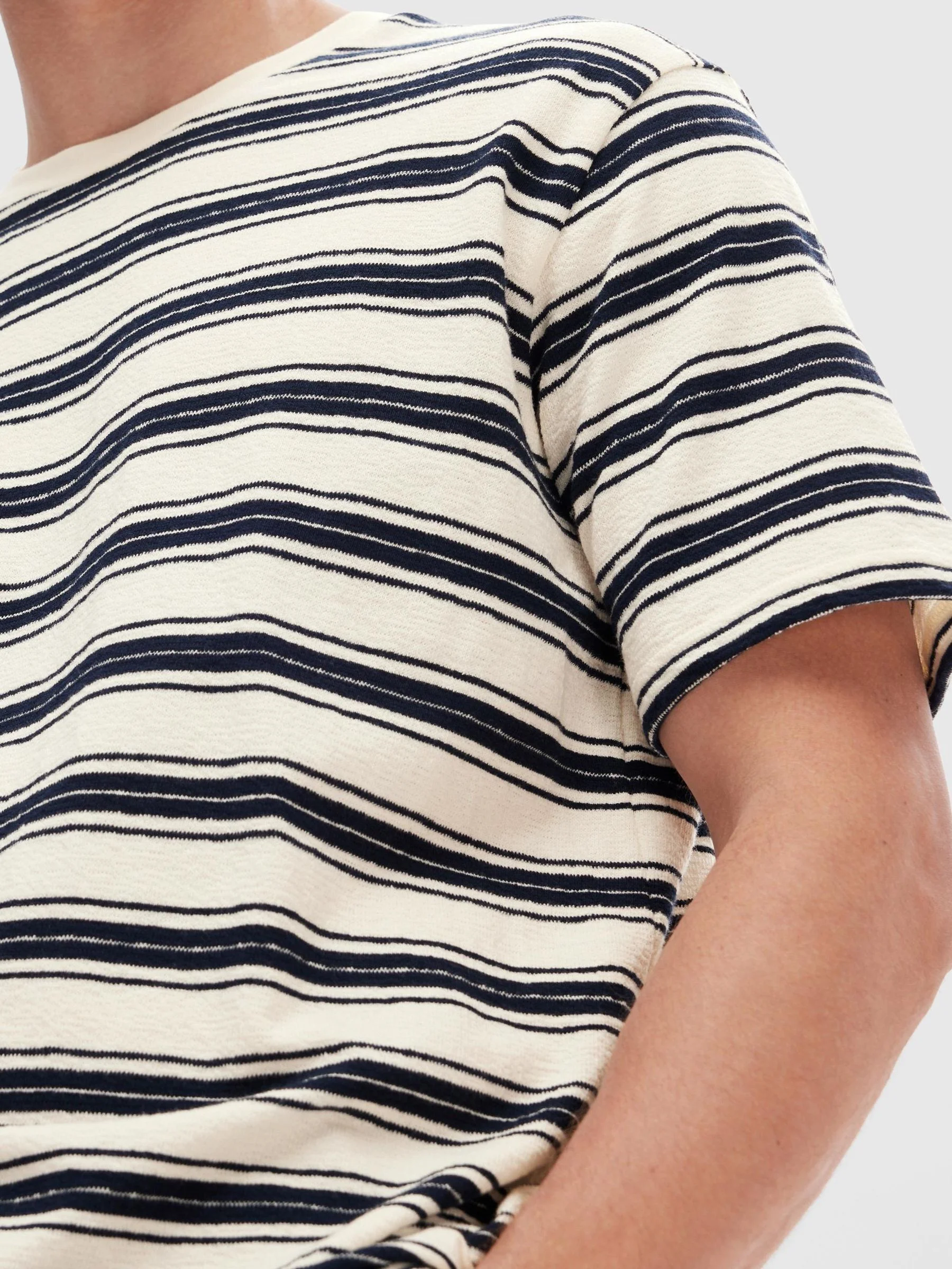 SELECTED MEN - SLHRELAXSOLO STRIPE SS... SELECTED MEN - SLHRELAXSOLO STRIPE SS...