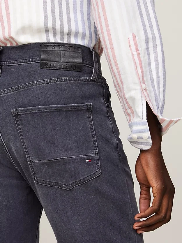 Tommy Hilfiger - STRAIGHT DENTON SSTR... Tommy Hilfiger - STRAIGHT DENTON SSTR...