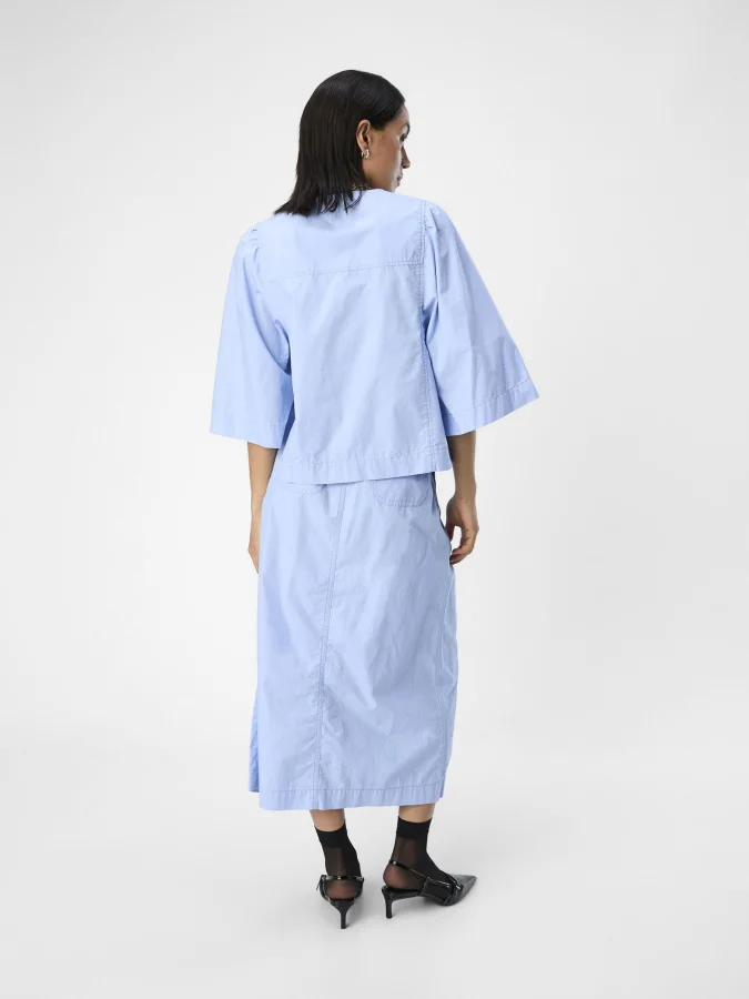 OBJECT - OBJDEMI 3/4 TOP 131 2