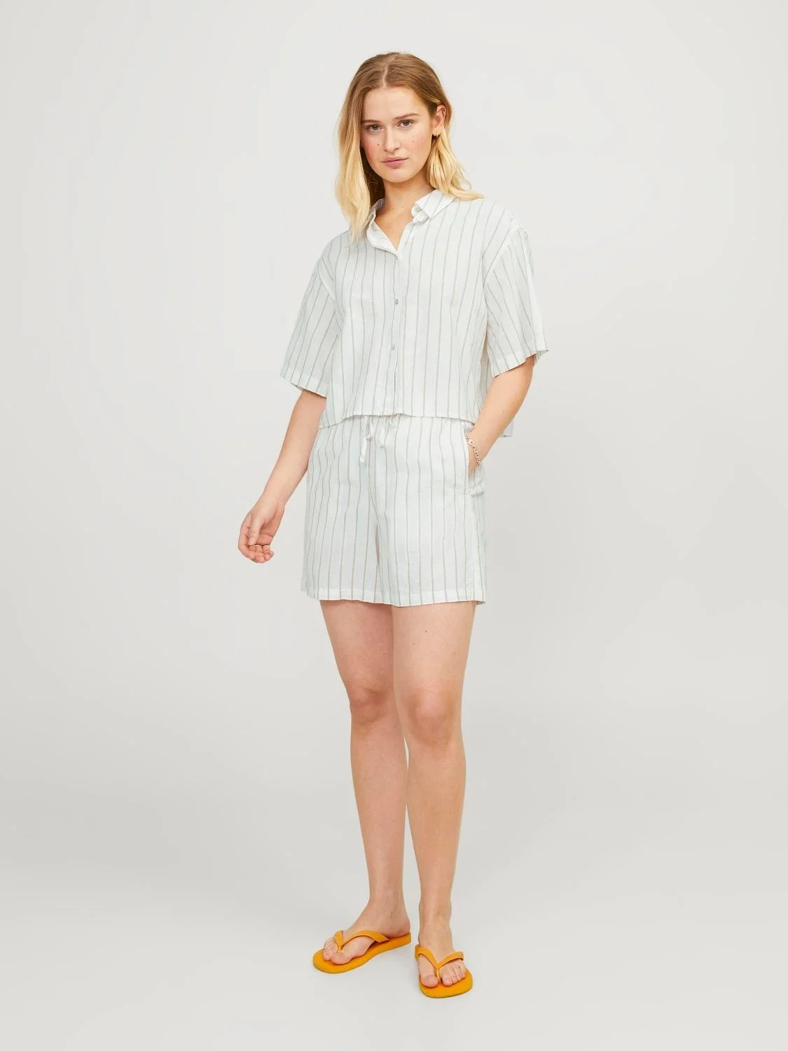 JJXX - JXLULU  SS CROPPED LINEN BLEND... JJXX - JXLULU  SS CROPPED LINEN BLEND...