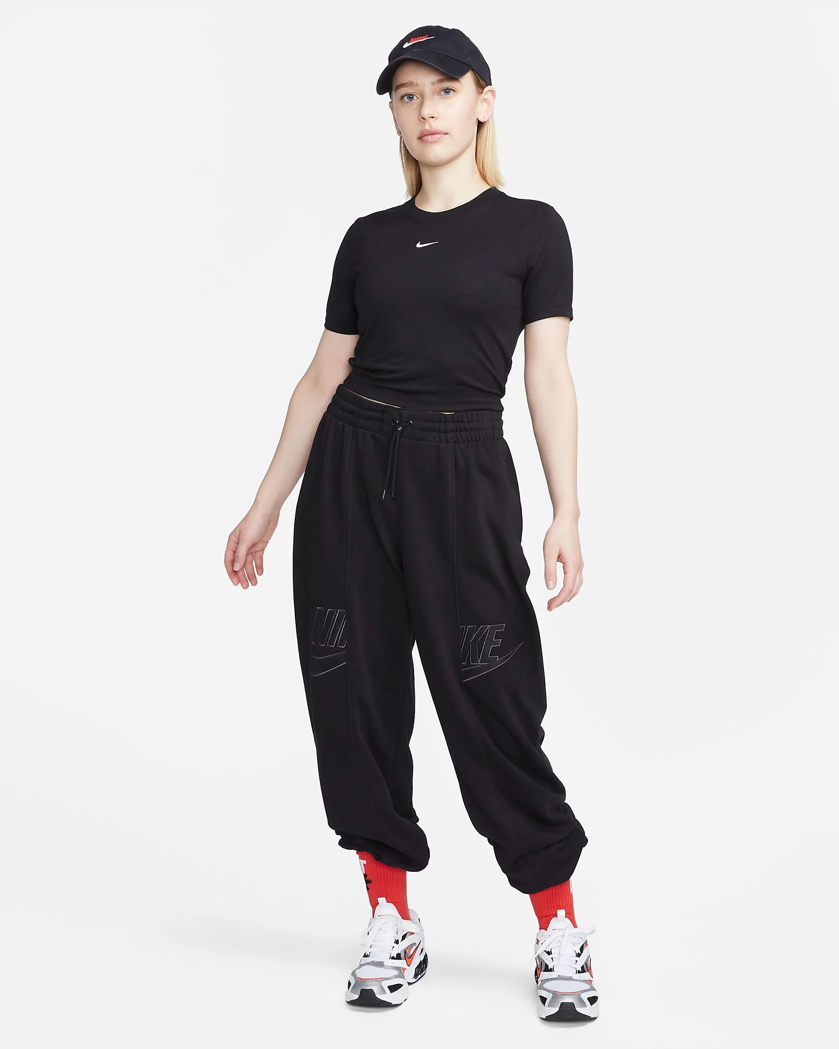 NIKE - W NSW ESSNTL SLM CRP NIKE - W NSW ESSNTL SLM CRP
