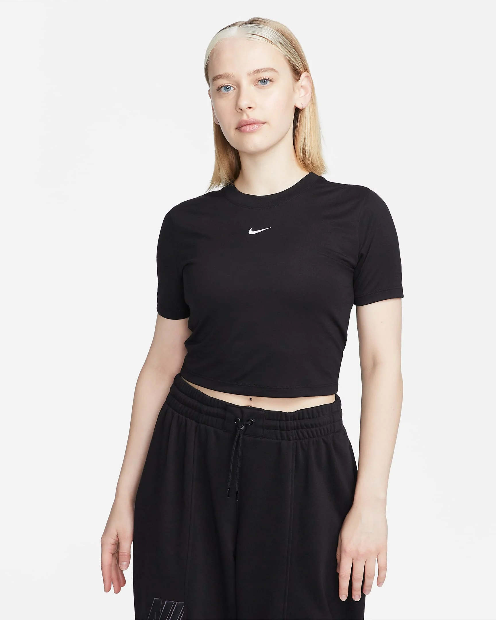 NIKE - W NSW ESSNTL SLM CRP NIKE - W NSW ESSNTL SLM CRP