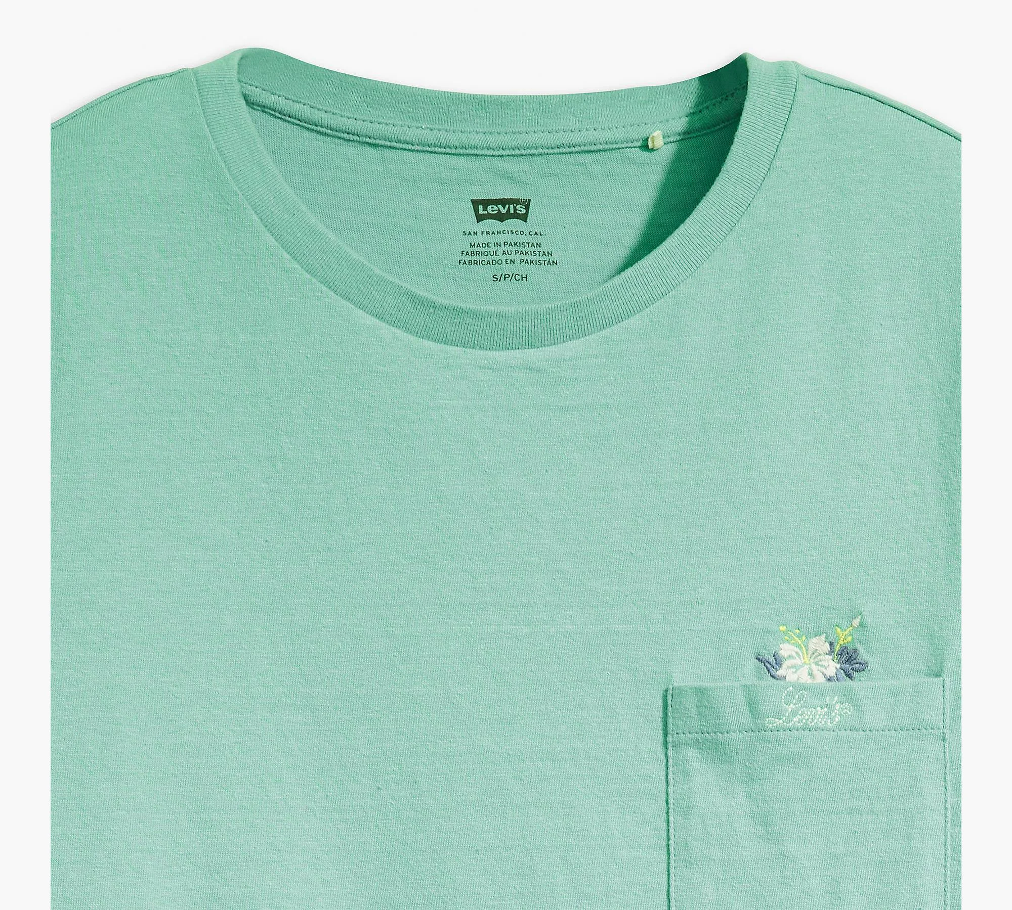 Levis® - Gr Margot Pocket Tee Levis® - Gr Margot Pocket Tee