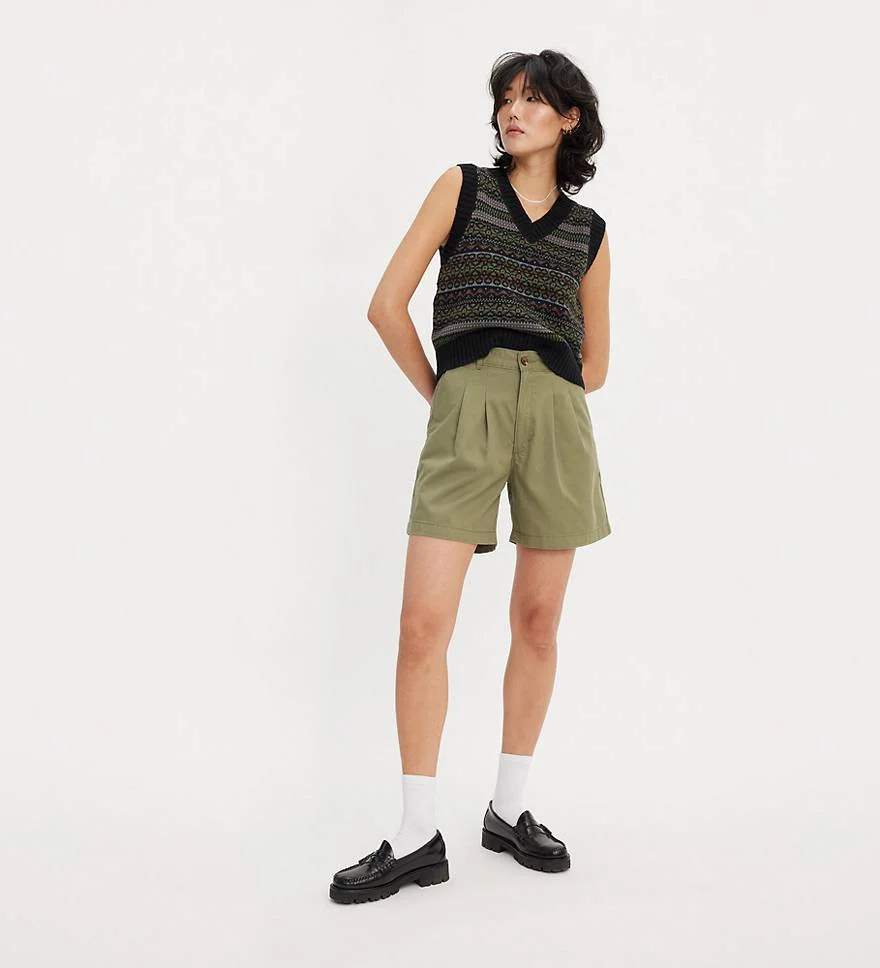 Levis® - Pleated Trouser Short Levis® - Pleated Trouser Short