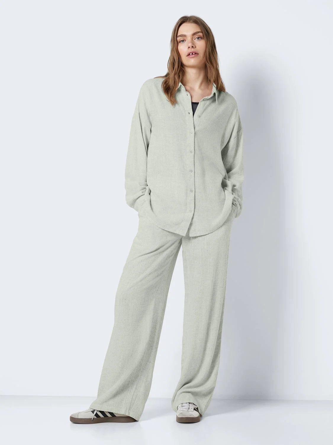 Noisy May - NMLEILANI L/S LOOSE SHIRT... Noisy May - NMLEILANI L/S LOOSE SHIRT...