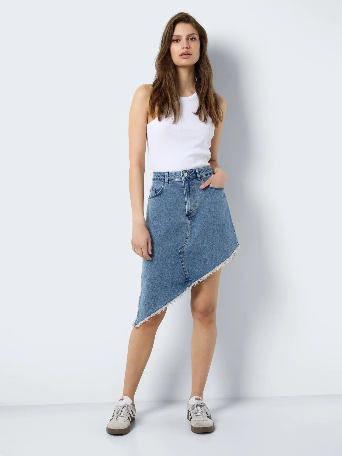 Noisy May - NMKENJA NW ASYMETRIC... Noisy May - NMKENJA NW ASYMETRIC...