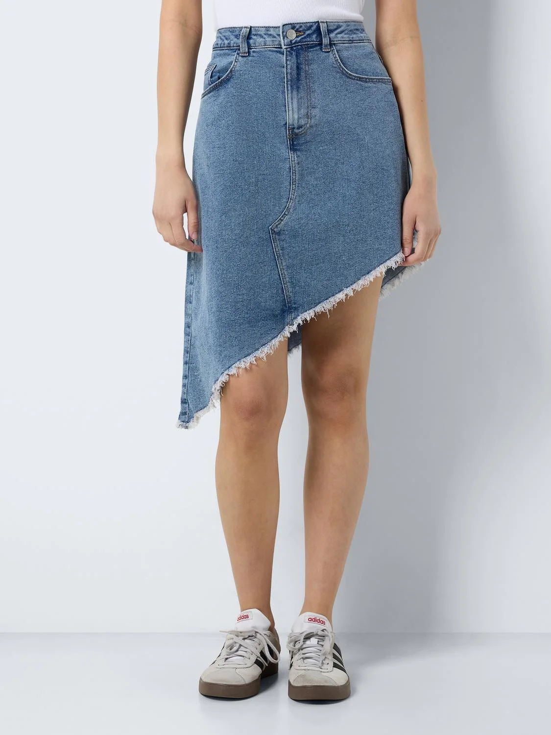 Noisy May - NMKENJA NW ASYMETRIC... Noisy May - NMKENJA NW ASYMETRIC...