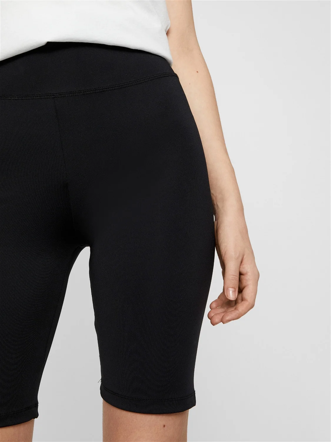 Pieces - PCMIVA HW BIKE SHORTS D2D JIT Pieces - PCMIVA HW BIKE SHORTS D2D JIT