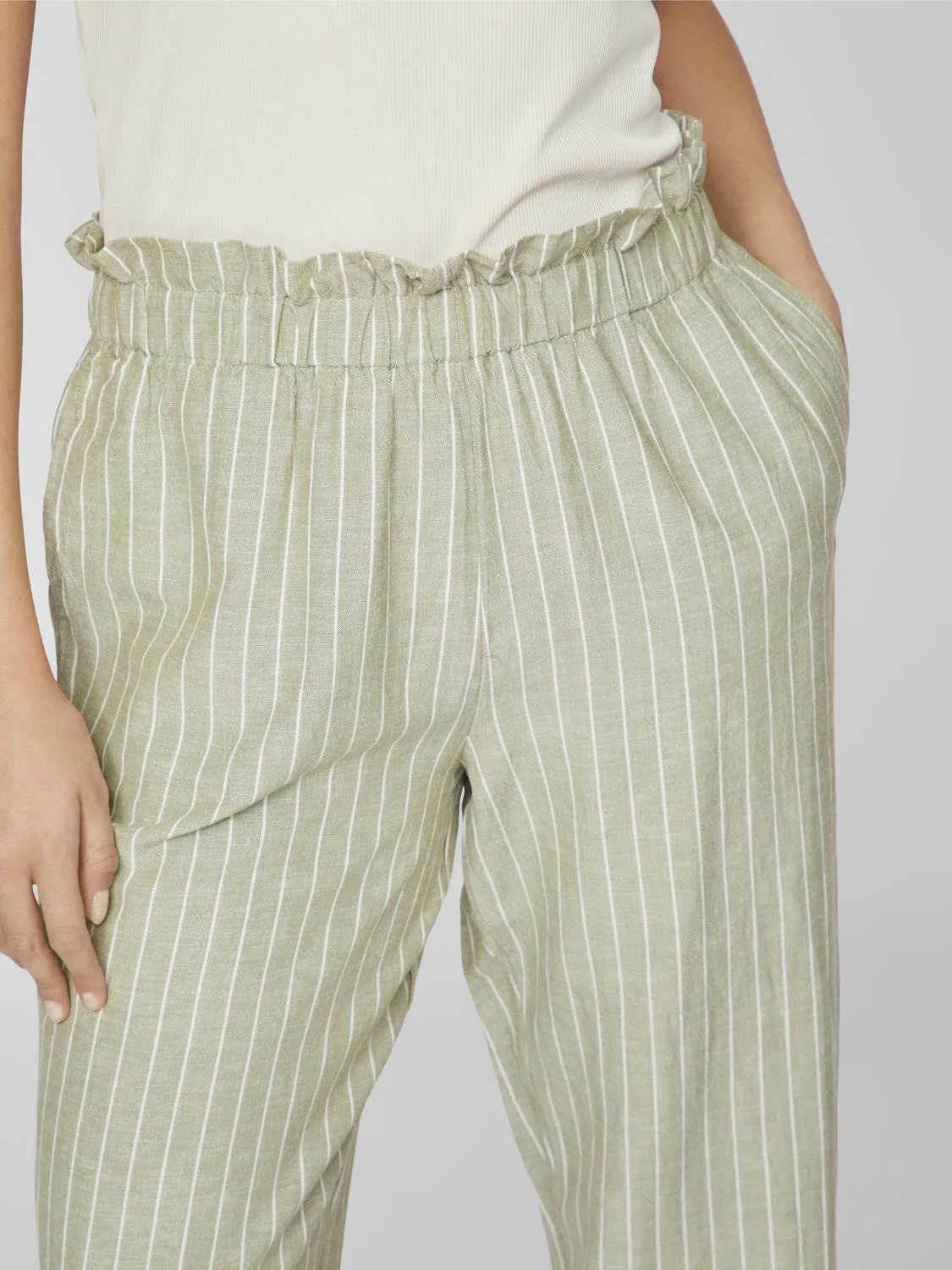 VILA - VIPRISILLA STRIPED H/W PANTS VILA - VIPRISILLA STRIPED H/W PANTS