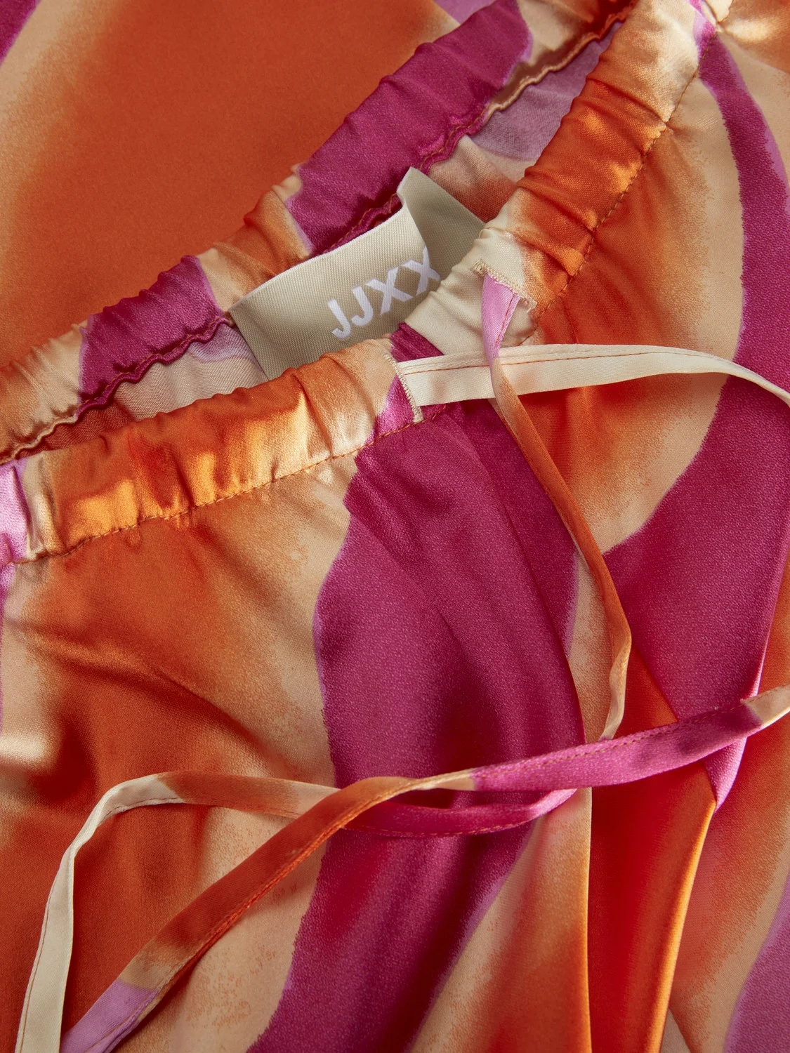 JJXX - JXGRACE FLORA SATIN MW PANT WVN JJXX - JXGRACE FLORA SATIN MW PANT WVN