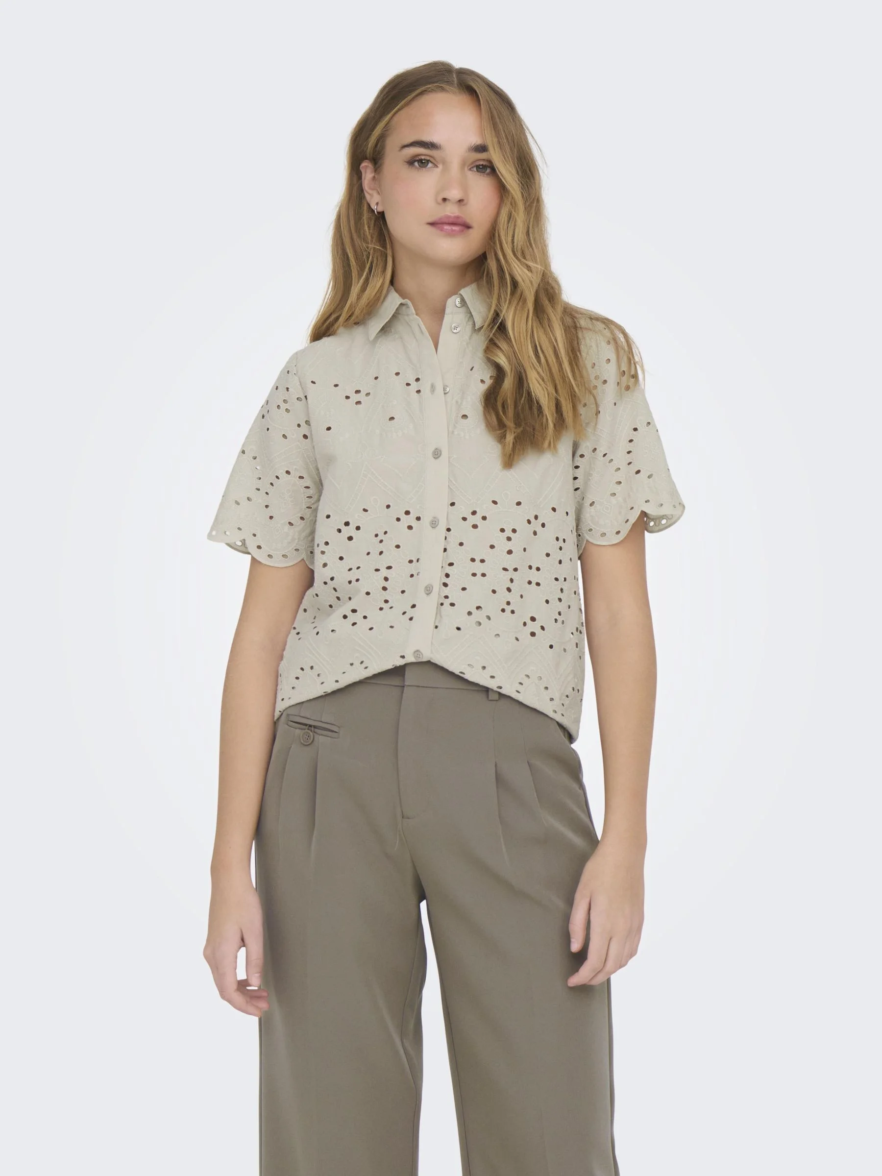 ONLY - ONLSKY CLEO SS EMB SHIRT LIFE WVN ONLY - ONLSKY CLEO SS EMB SHIRT LIFE WVN