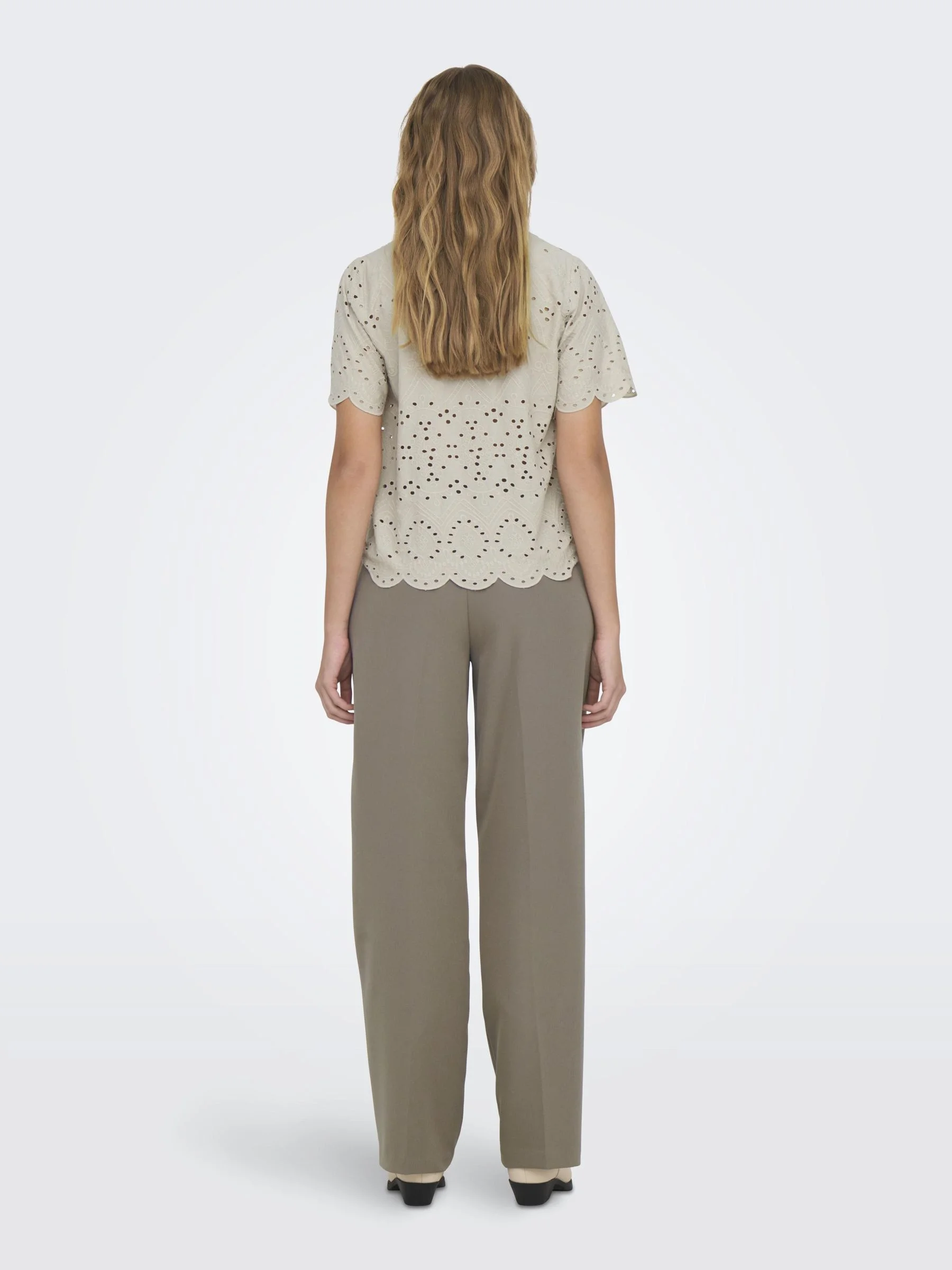 ONLY - ONLSKY CLEO SS EMB SHIRT LIFE WVN ONLY - ONLSKY CLEO SS EMB SHIRT LIFE WVN