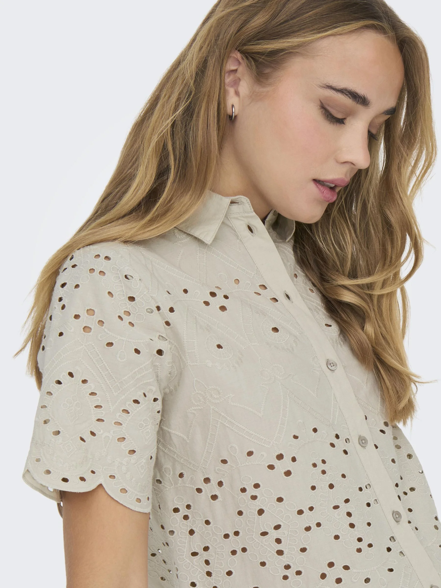 ONLY - ONLSKY CLEO SS EMB SHIRT LIFE WVN ONLY - ONLSKY CLEO SS EMB SHIRT LIFE WVN