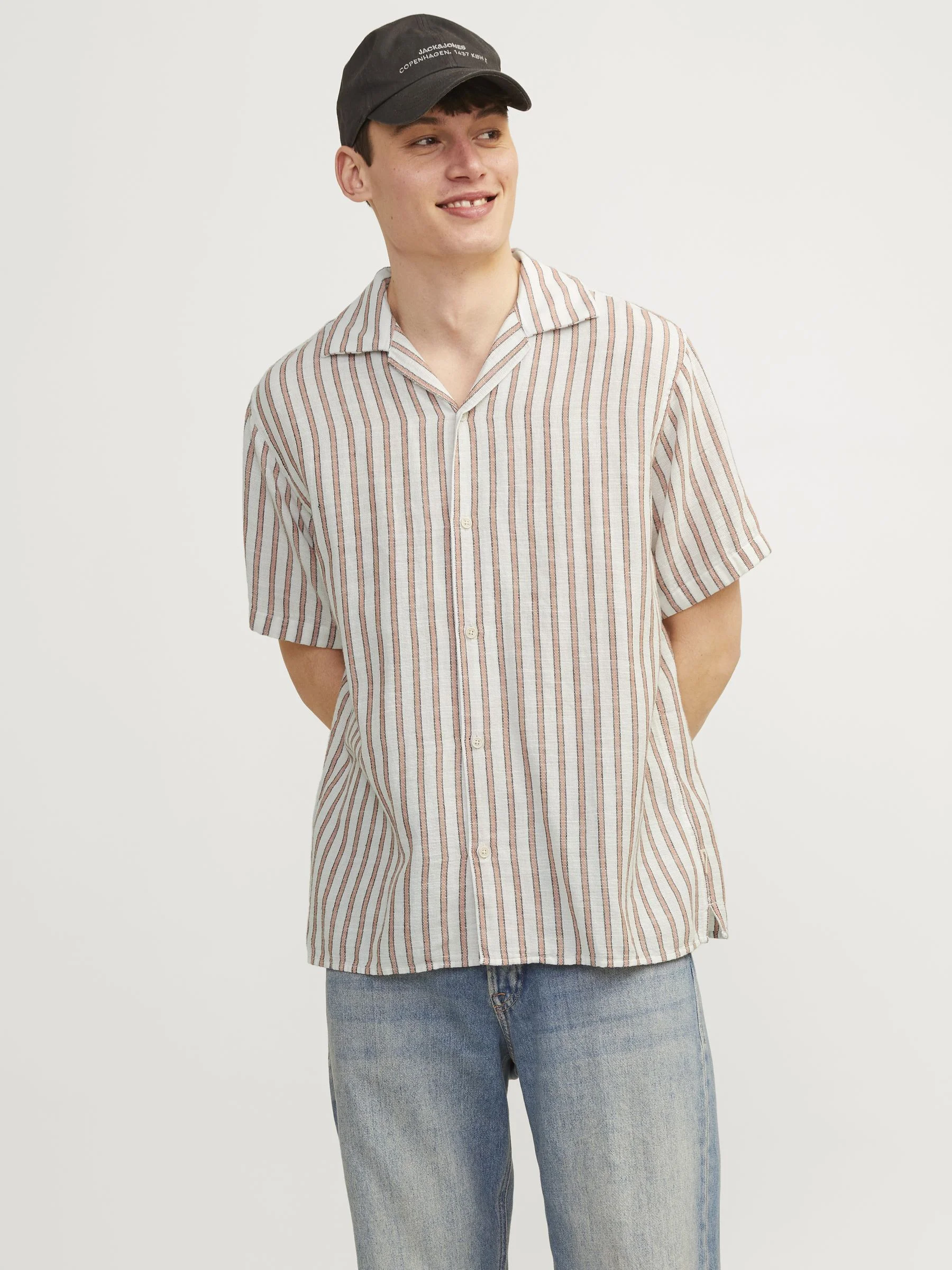 Jack & Jones - JORNOTO STRIPE RESORT... Jack & Jones - JORNOTO STRIPE RESORT...