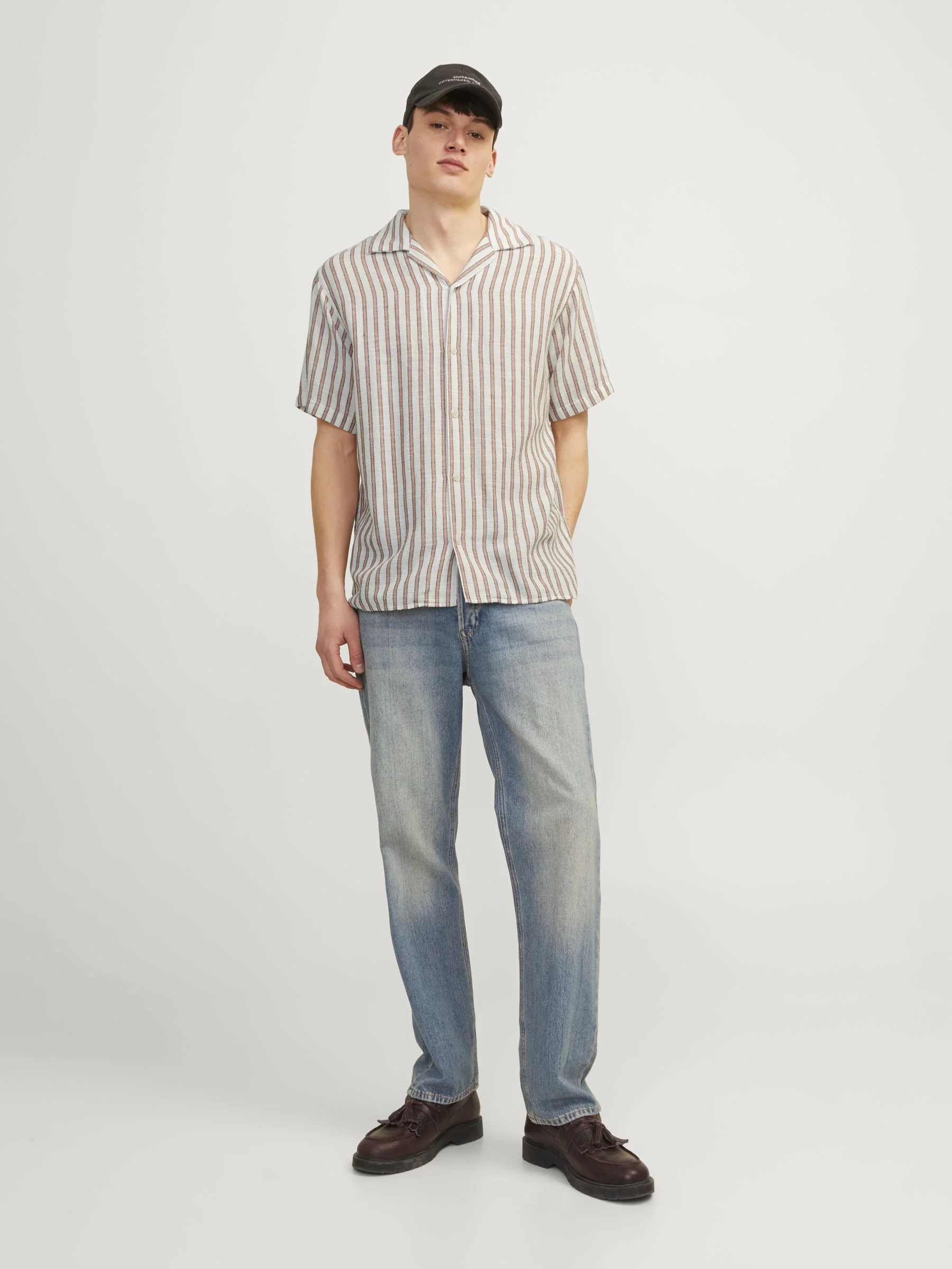 Jack & Jones - JORNOTO STRIPE RESORT... Jack & Jones - JORNOTO STRIPE RESORT...