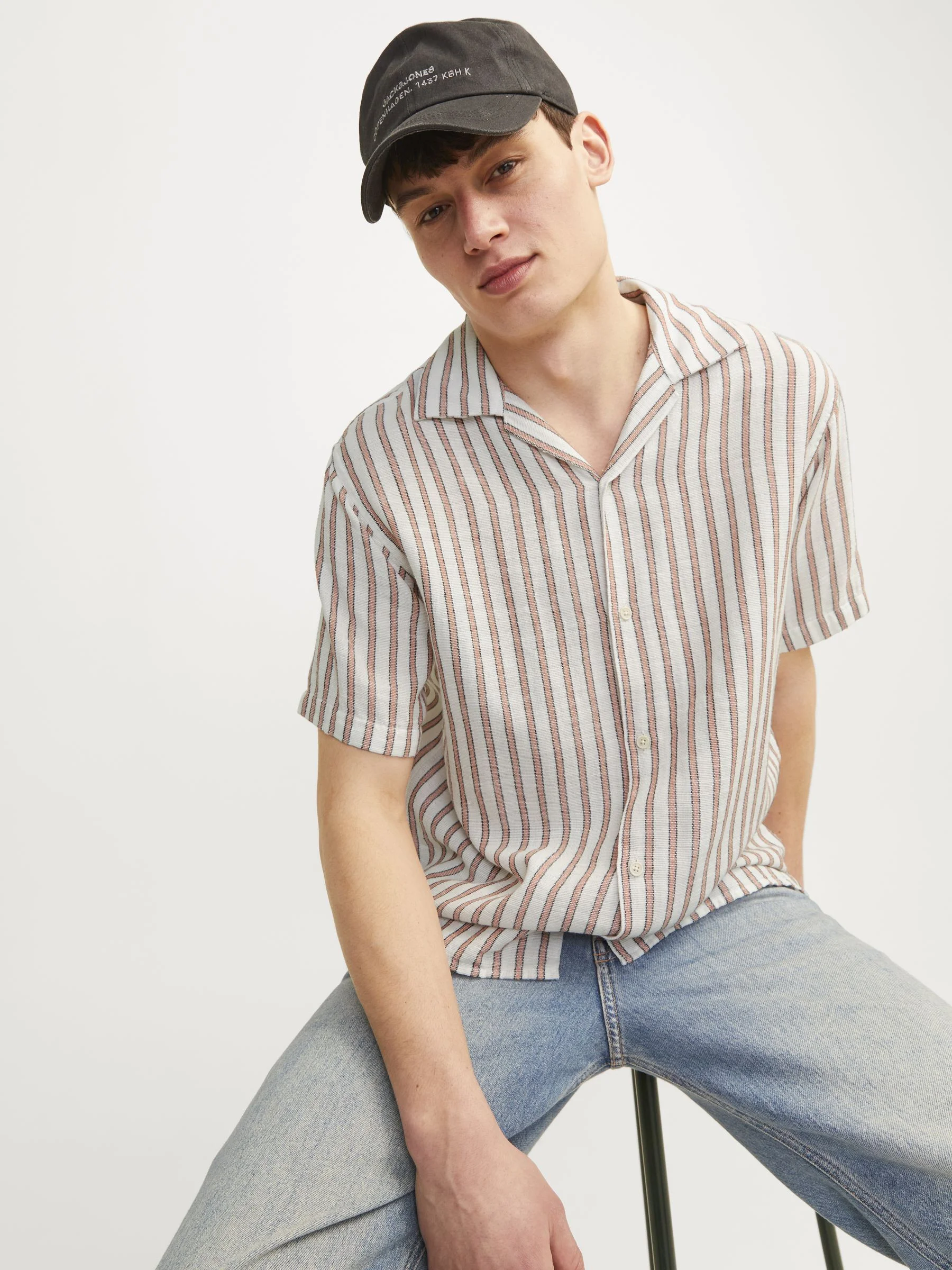 Jack & Jones - JORNOTO STRIPE RESORT... Jack & Jones - JORNOTO STRIPE RESORT...