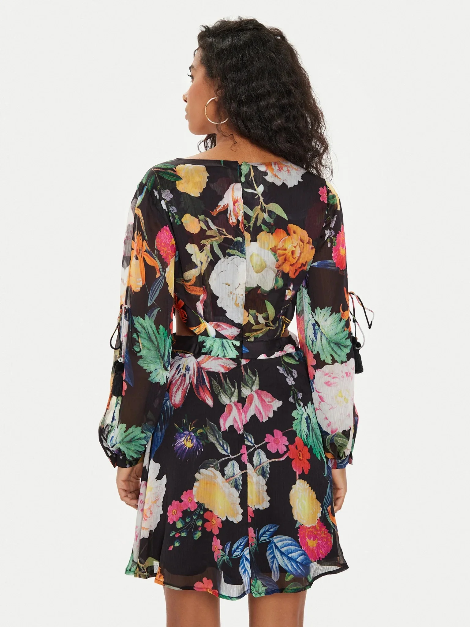 GUESS - LS FARRAH DRESS GUESS - LS FARRAH DRESS