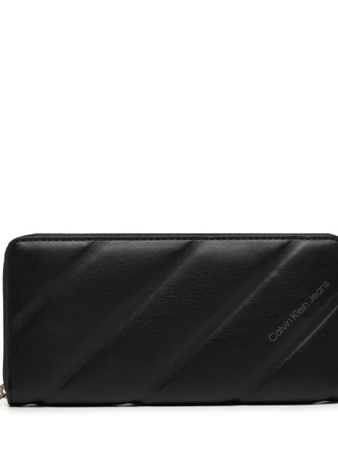 CALVIN KLEIN JEANS -...