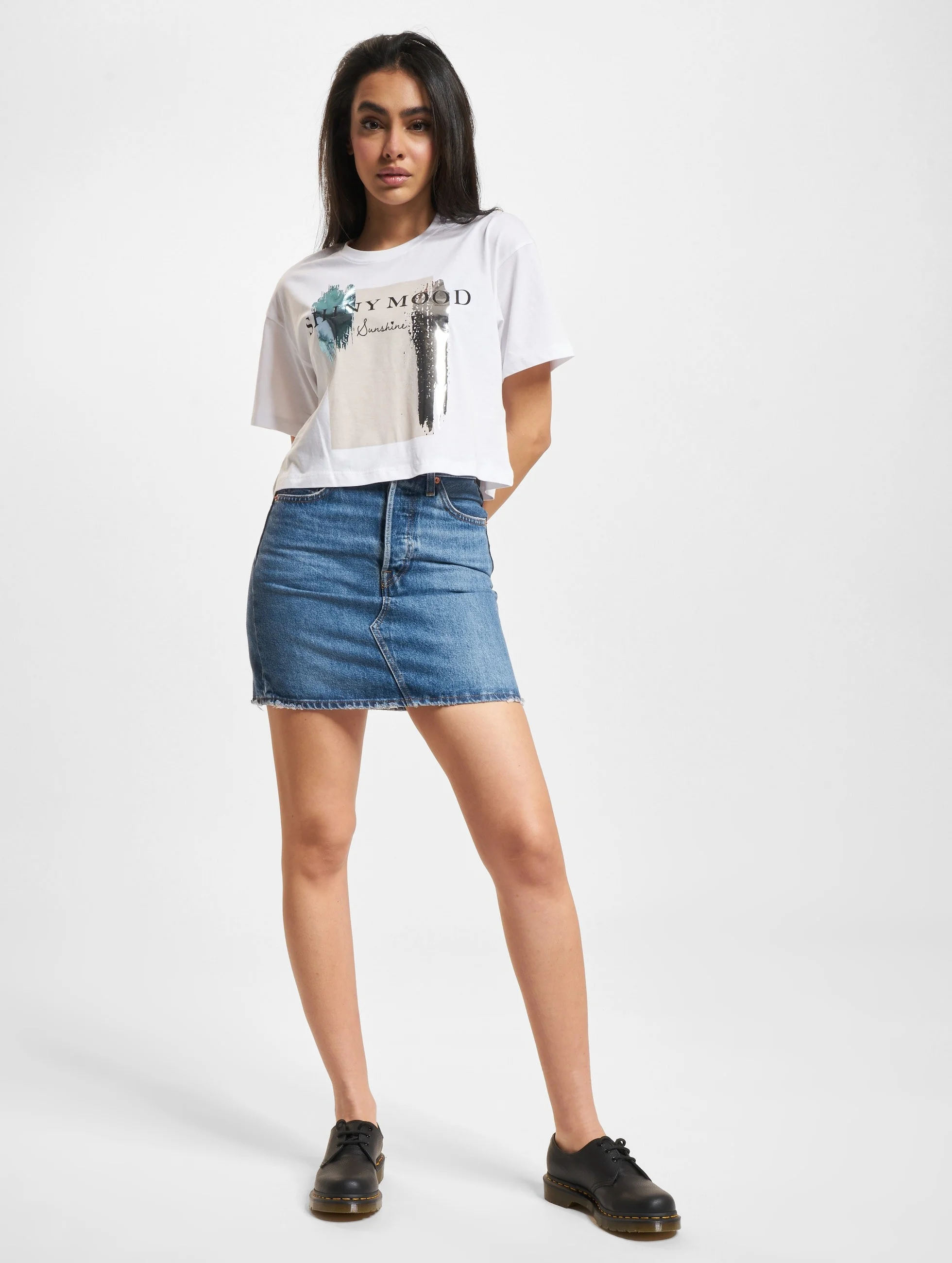 ONLY - ONLHENNY LIFE S/S BOXY CROP... ONLY - ONLHENNY LIFE S/S BOXY CROP...