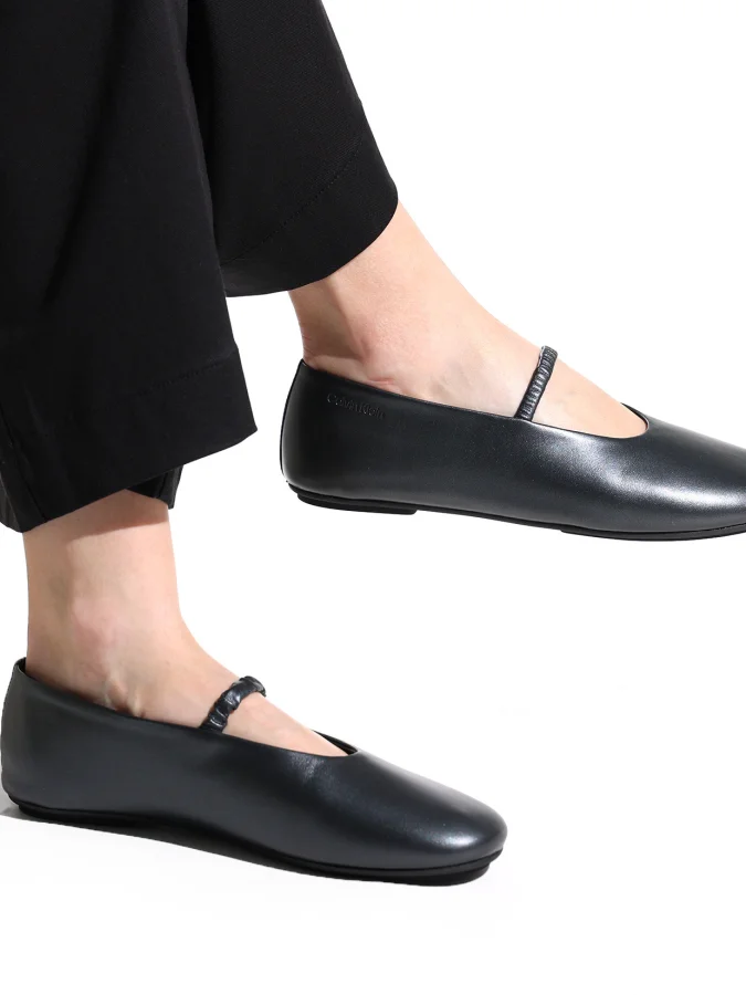 CALVIN KLEIN - BALLERINA... 2