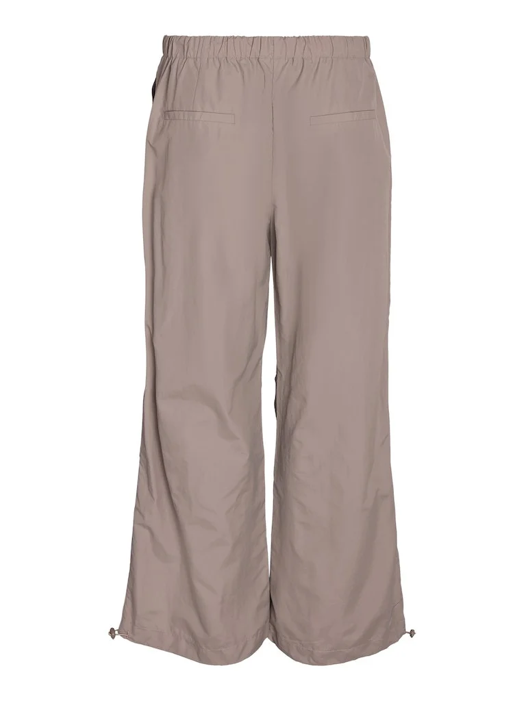 Noisy May - NMDIDI LW PANTS W. STRINGS Noisy May - NMDIDI LW PANTS W. STRINGS