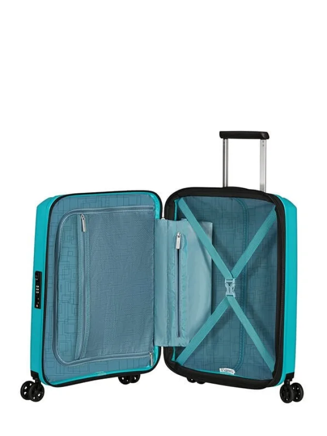 American Tourister -... 2