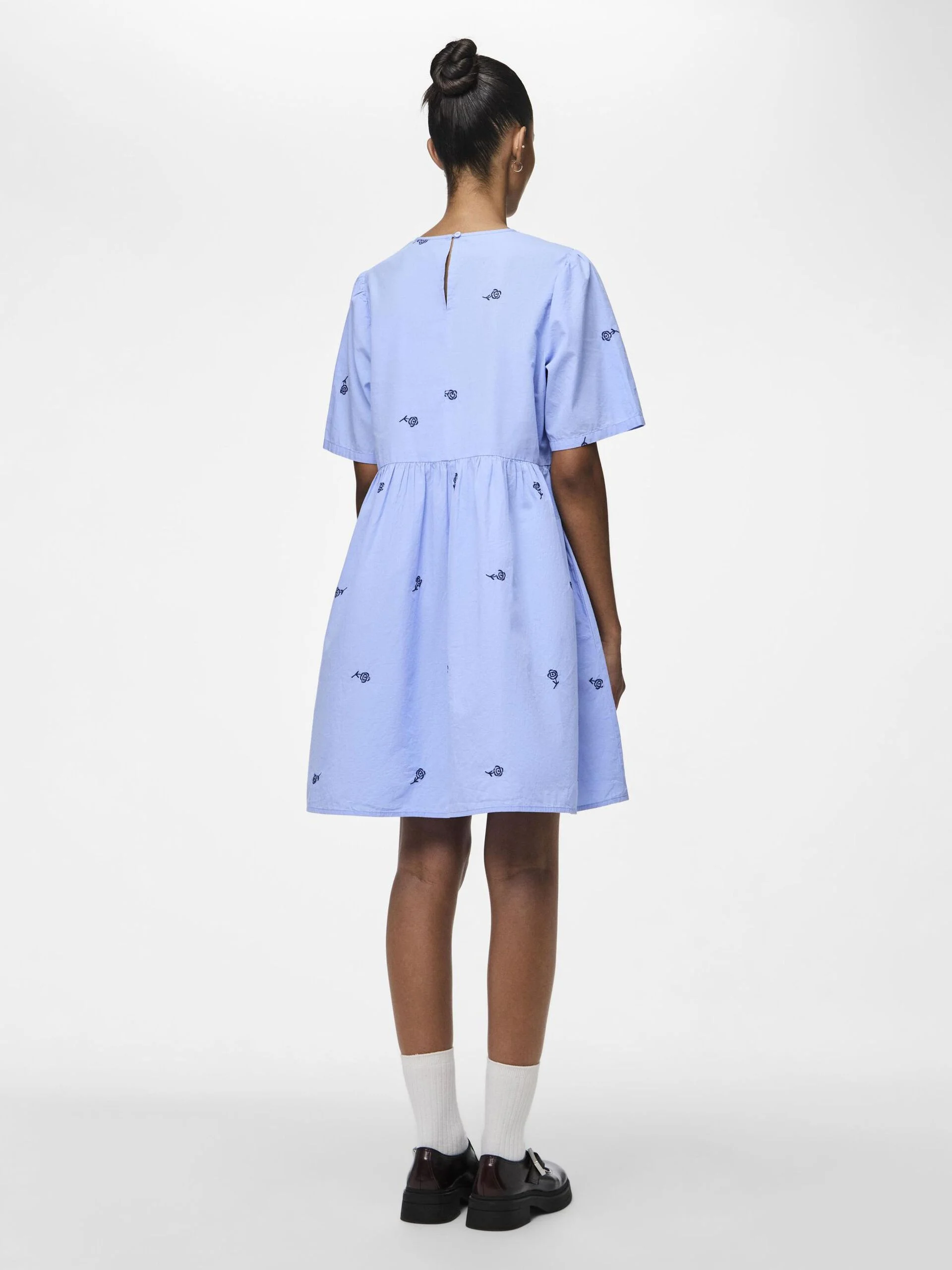 Pieces - PCSABIRA SS O-NECK SHORT... Pieces - PCSABIRA SS O-NECK SHORT...