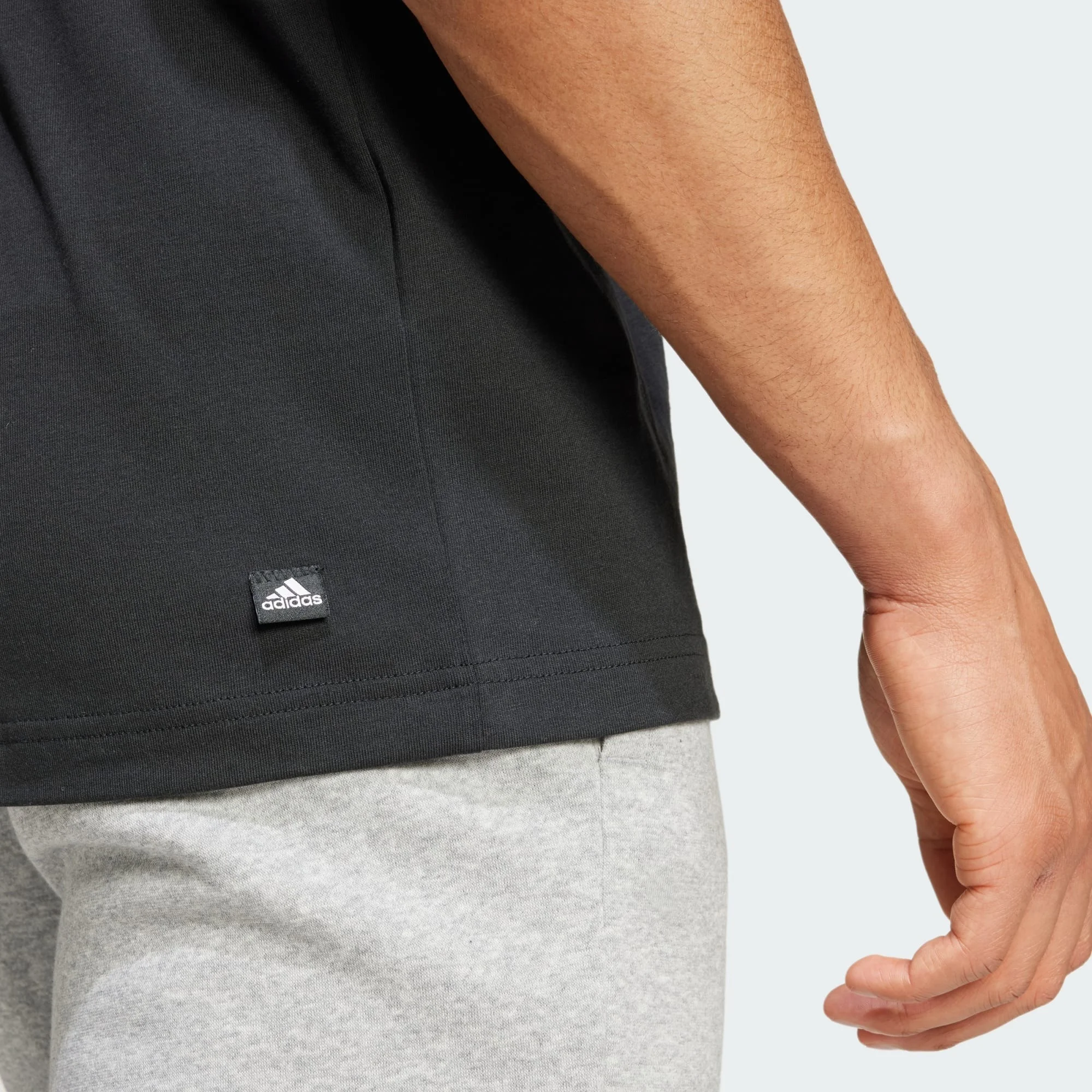 Adidas - M REMOJI T Adidas - M REMOJI T