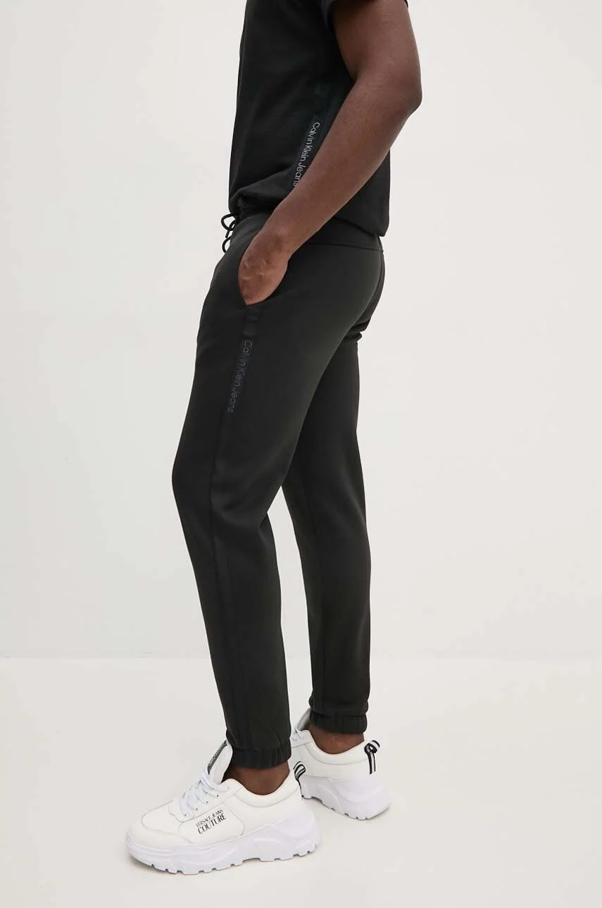 CALVIN KLEIN JEANS - LOGO TAPE HWK PANT CALVIN KLEIN JEANS - LOGO TAPE HWK PANT