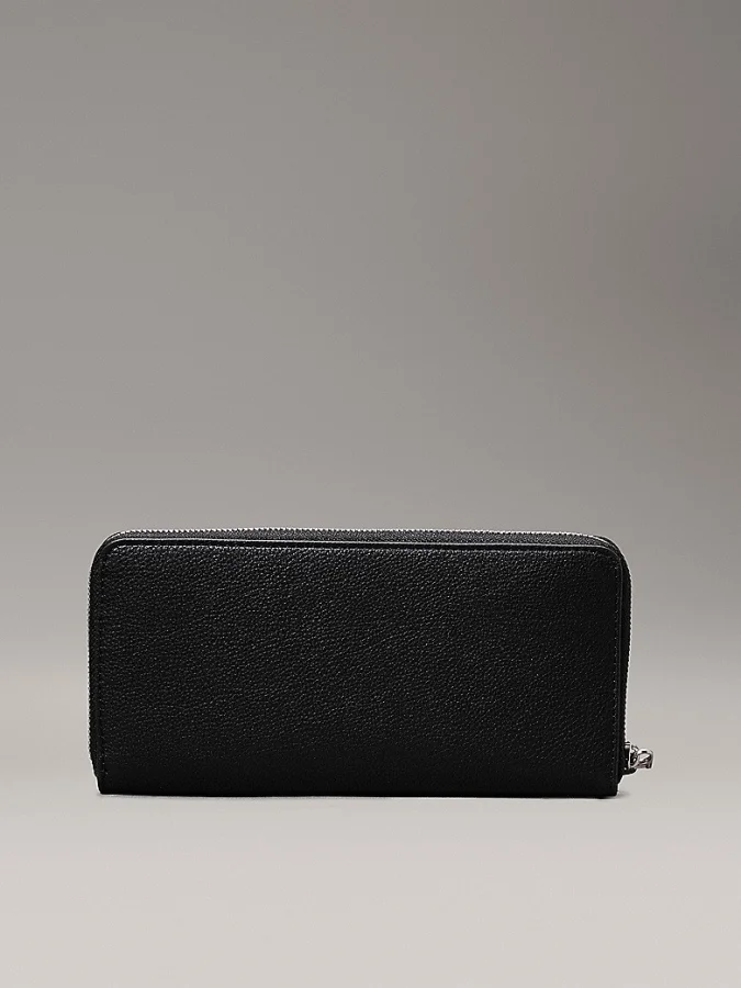 CALVIN KLEIN JEANS -... 2