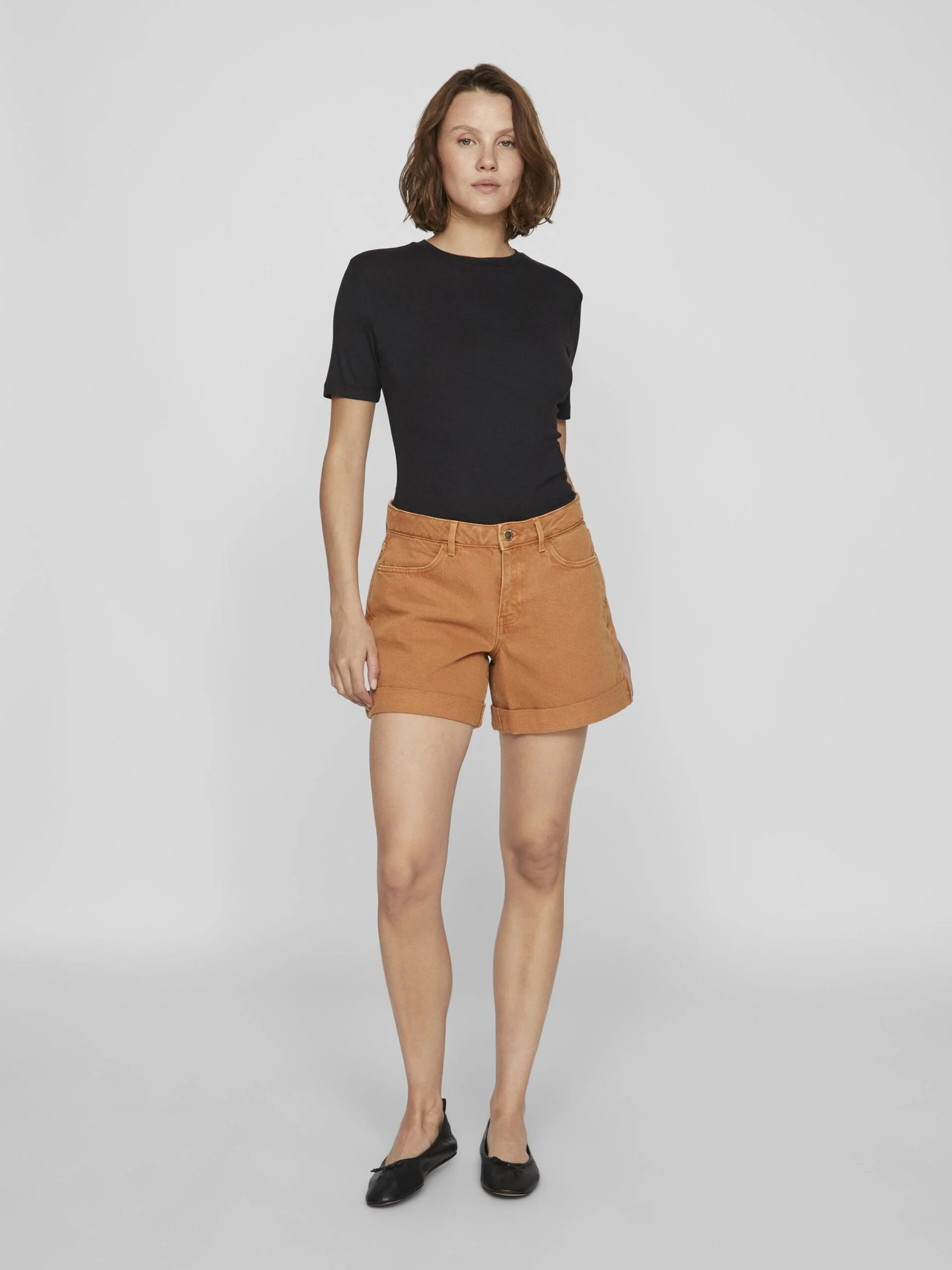 VILAVILA - VISHELLY RW DENIM SHORTS VILAVILA - VISHELLY RW DENIM SHORTS
