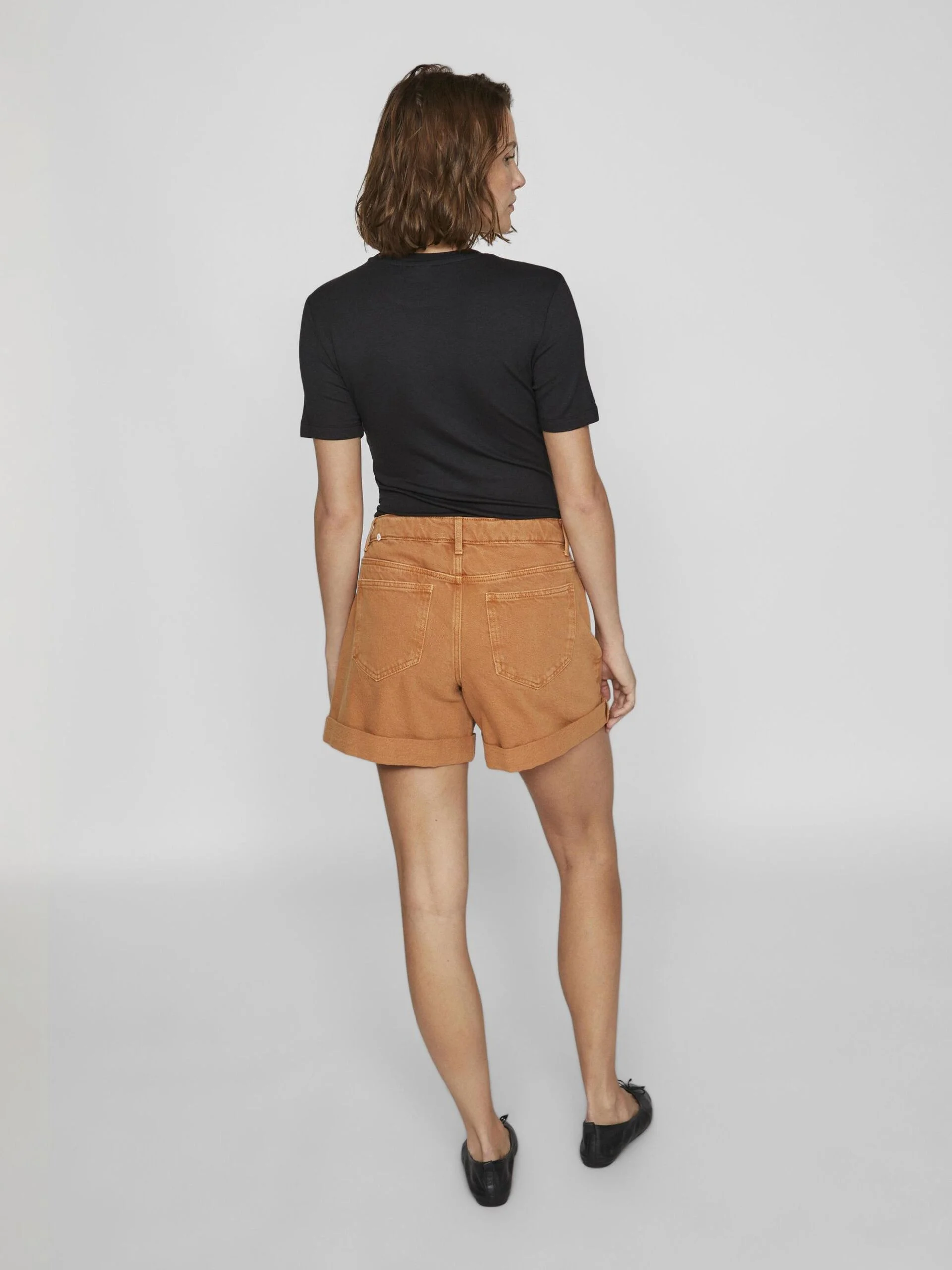 VILAVILA - VISHELLY RW DENIM SHORTS VILAVILA - VISHELLY RW DENIM SHORTS