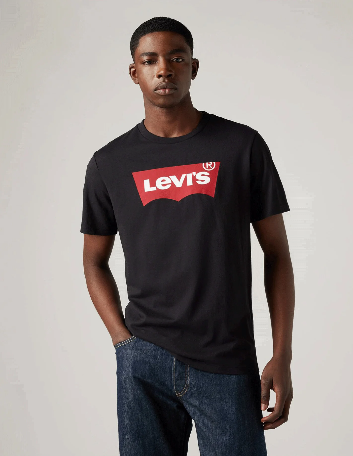Levi's® - Graphic Set-In Neck Levi's® - Graphic Set-In Neck