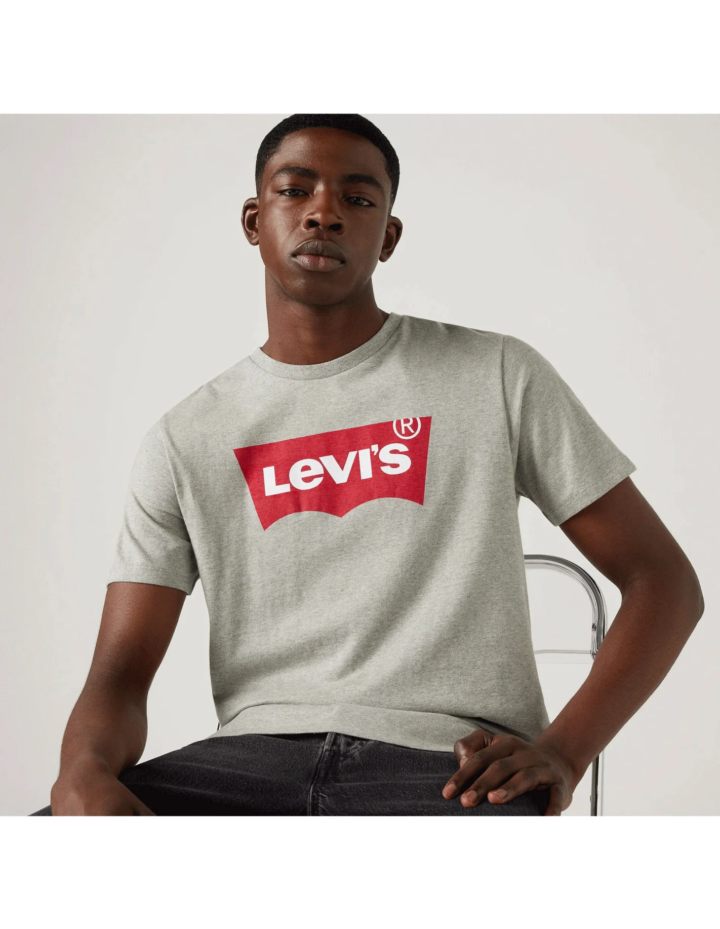 Levis® - Graphic Set-In Neck Levis® - Graphic Set-In Neck