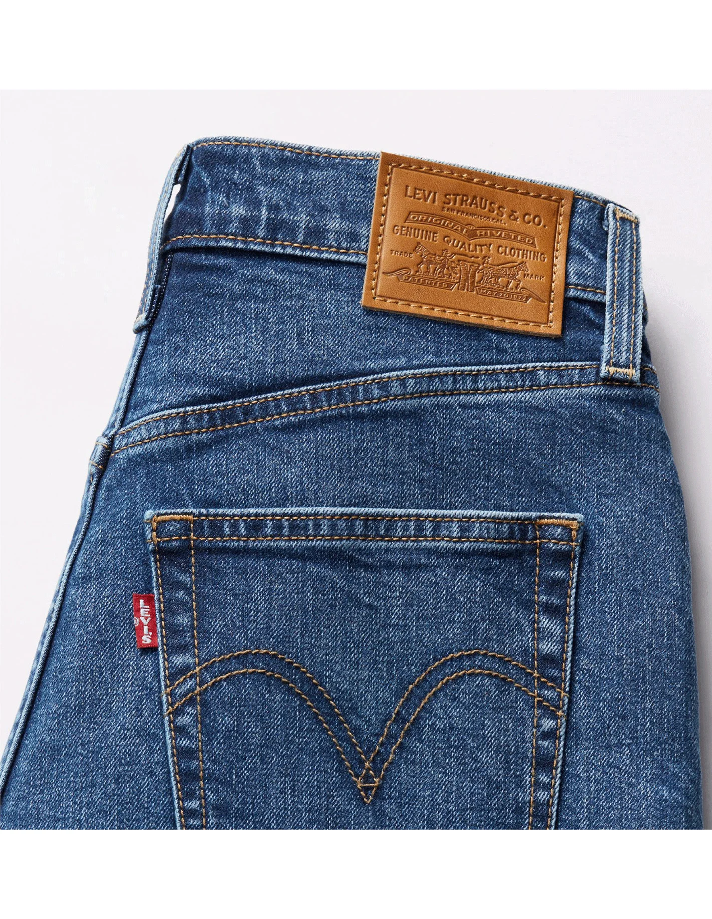 Levis® - RIBCAGE BERMUDA SHORT Levis® - RIBCAGE BERMUDA SHORT