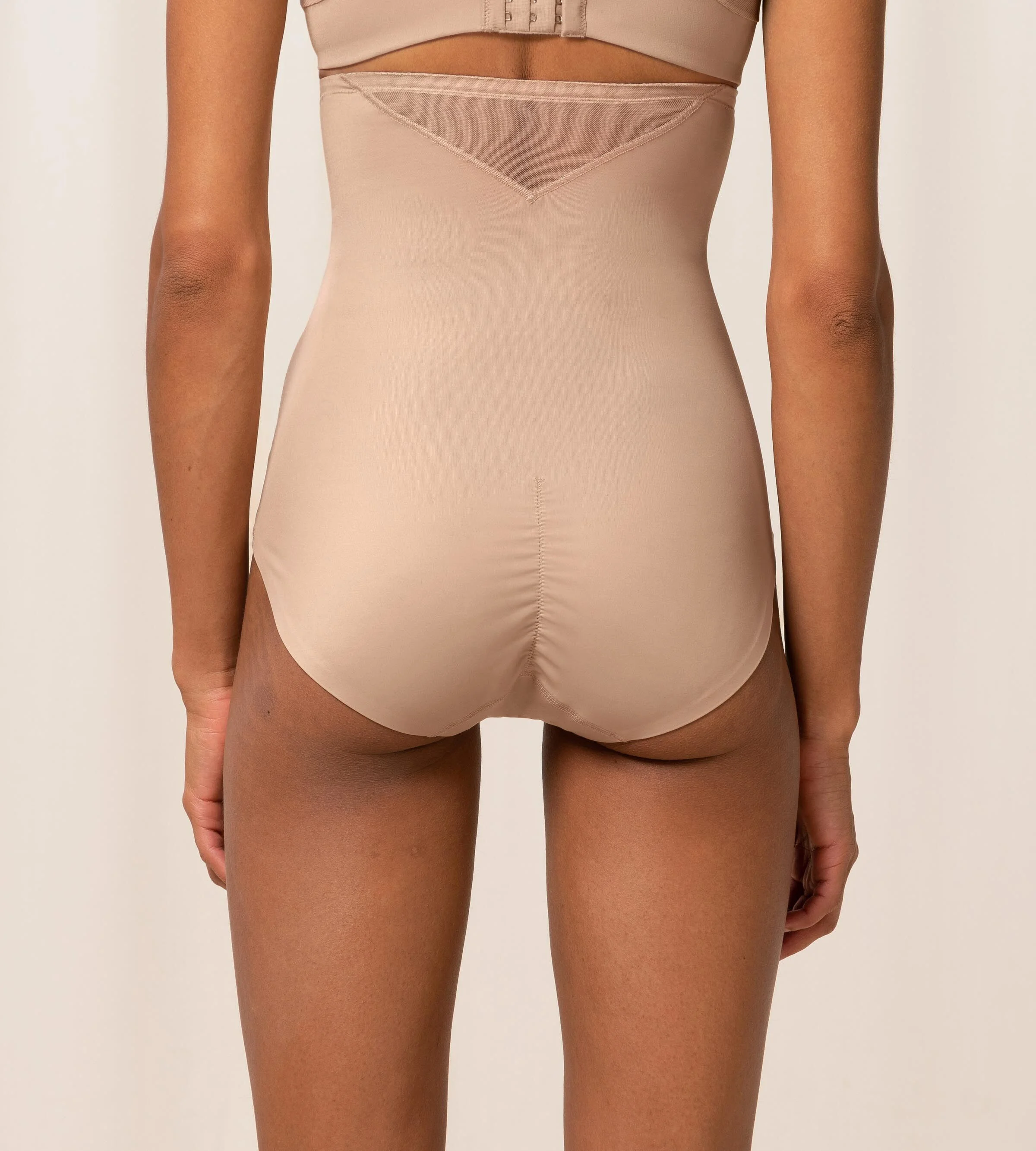 Triumph - True Shape Sensation Super... Triumph - True Shape Sensation Super...